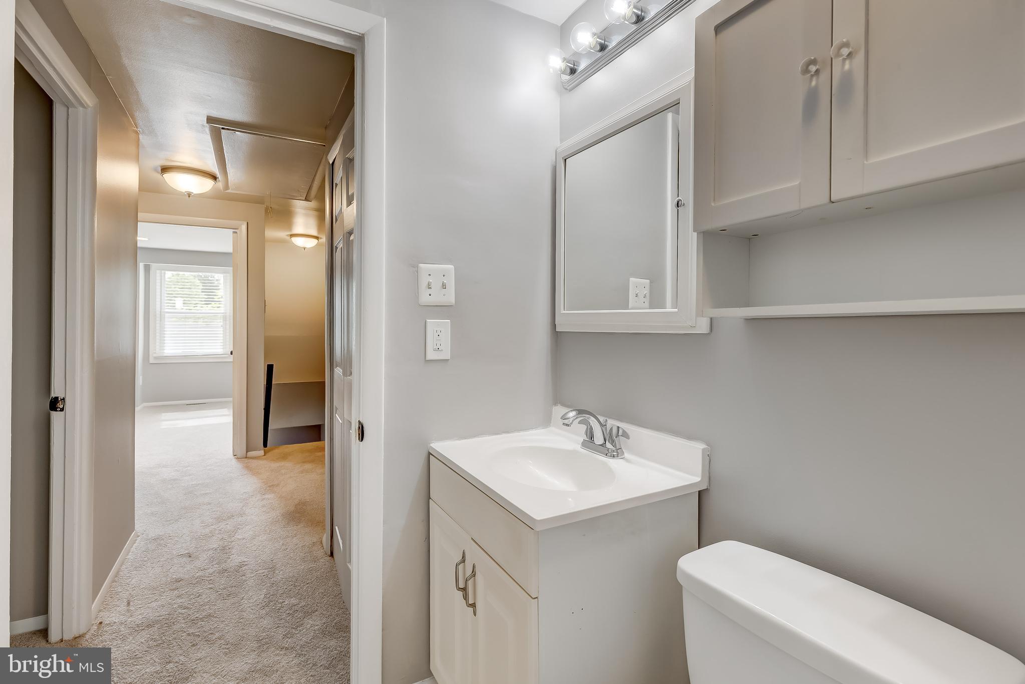 CROFTON TOWNE/PARK - Residential