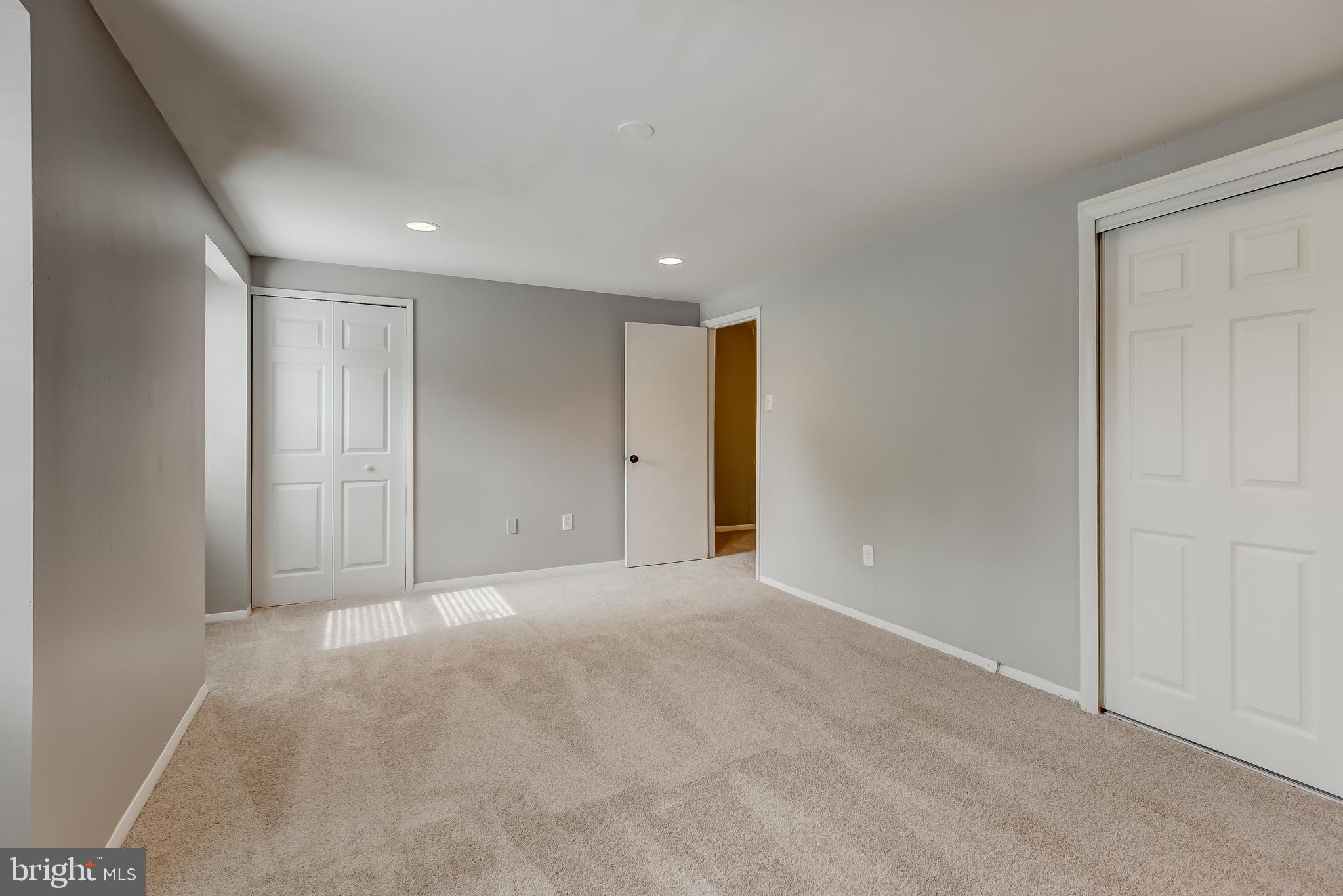 CROFTON TOWNE/PARK - Residential