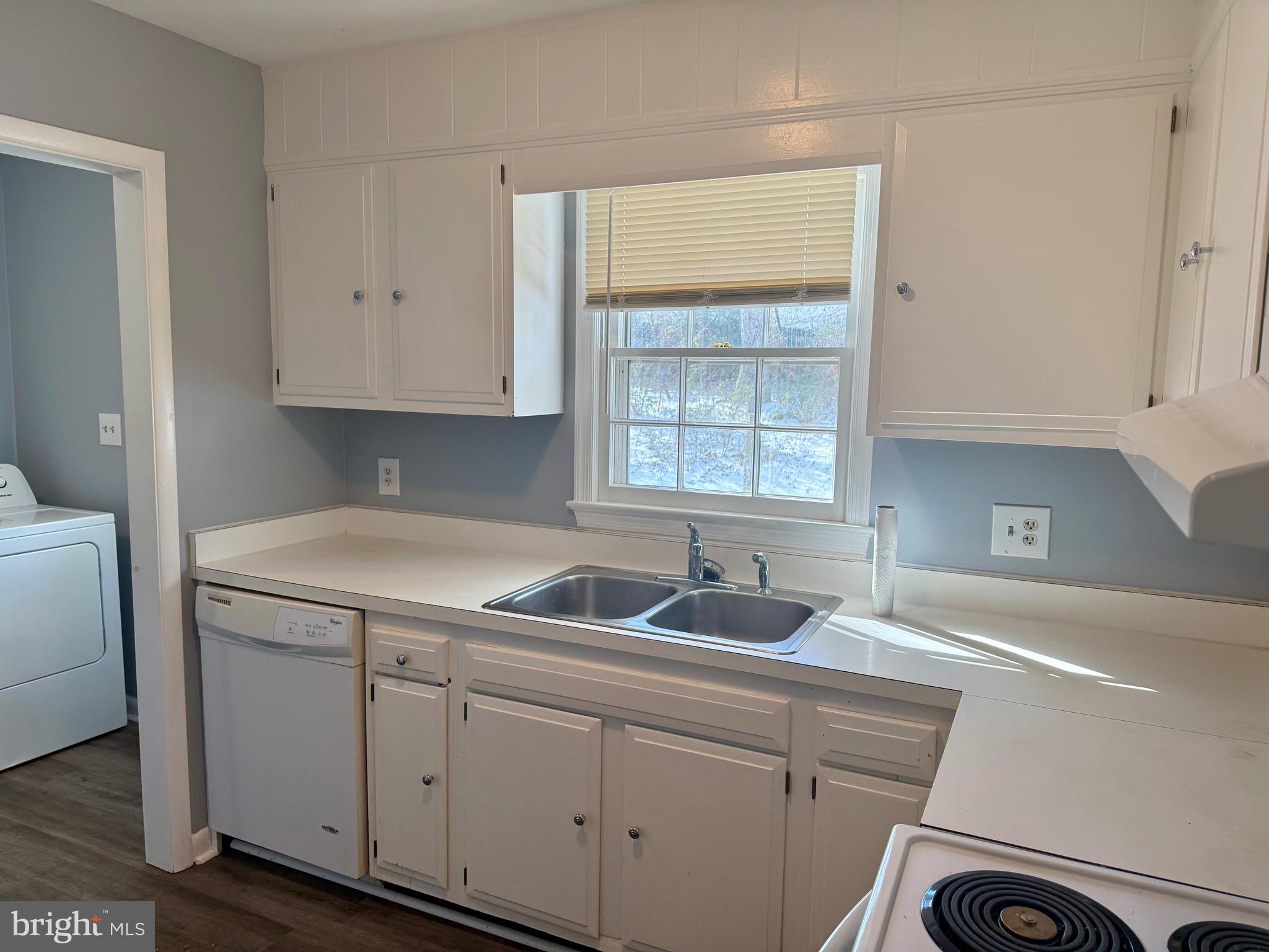 JACKSON PARK - Residential Lease