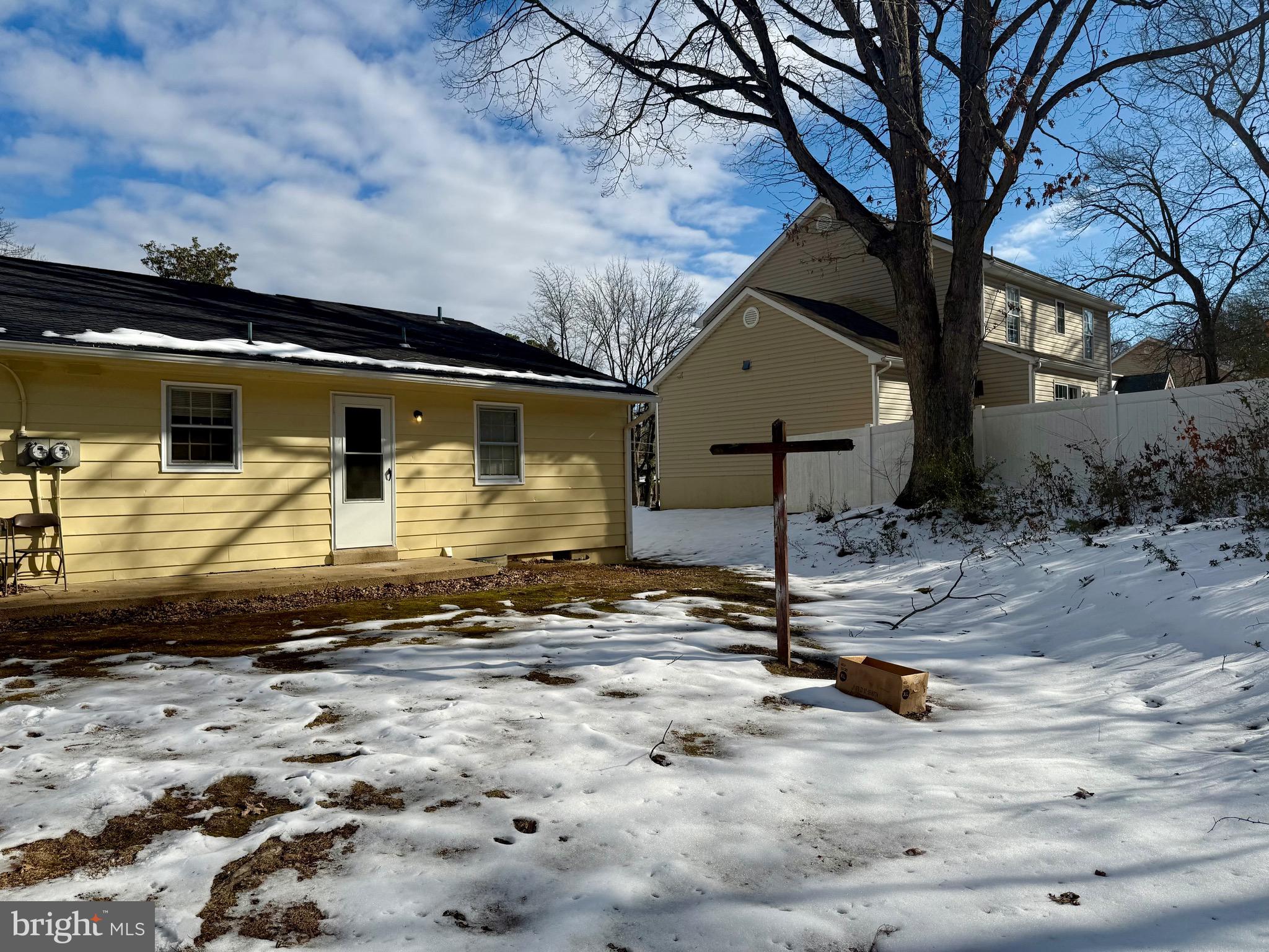 JACKSON PARK - Residential Lease