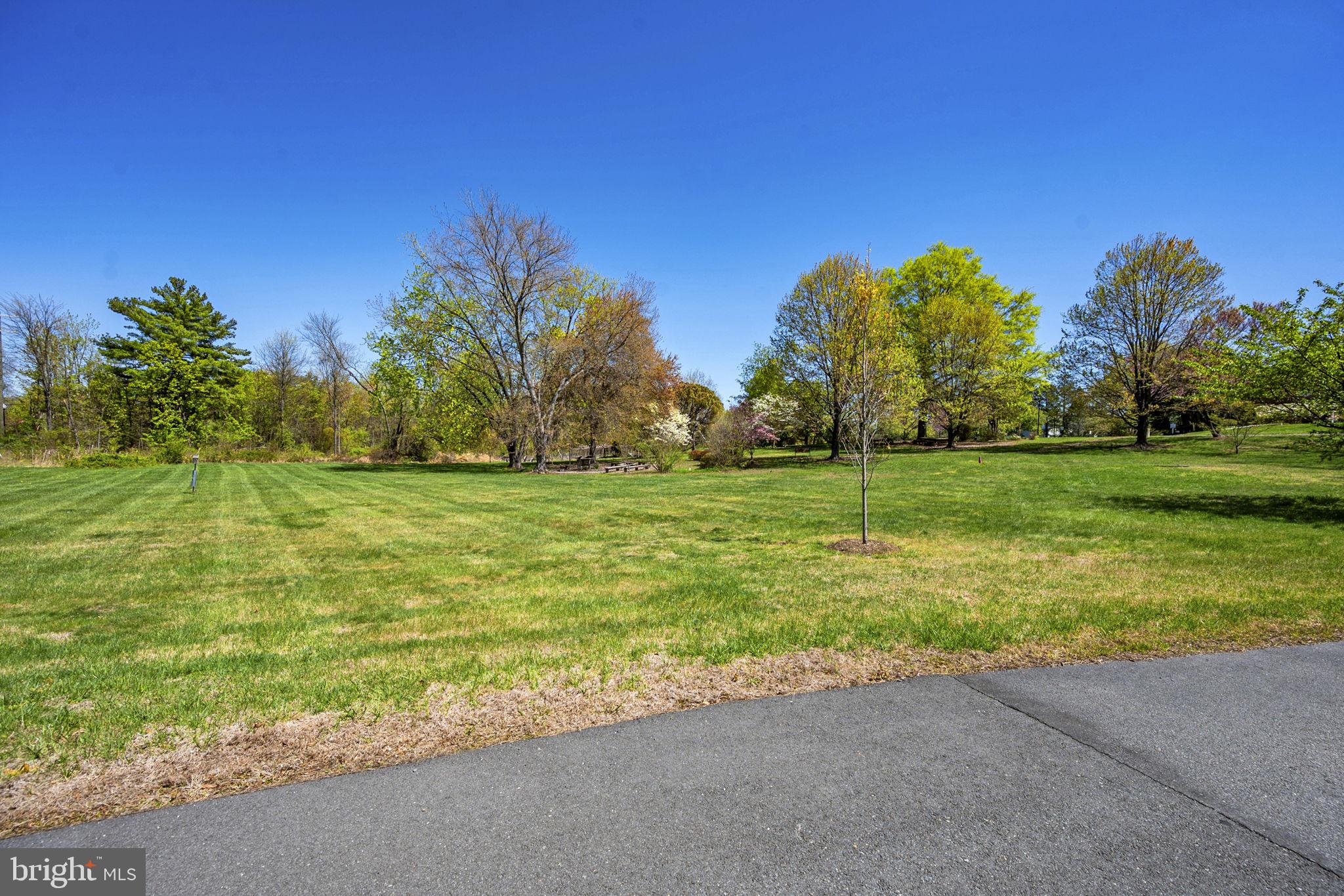 JEFFERSON MEWS - Residential