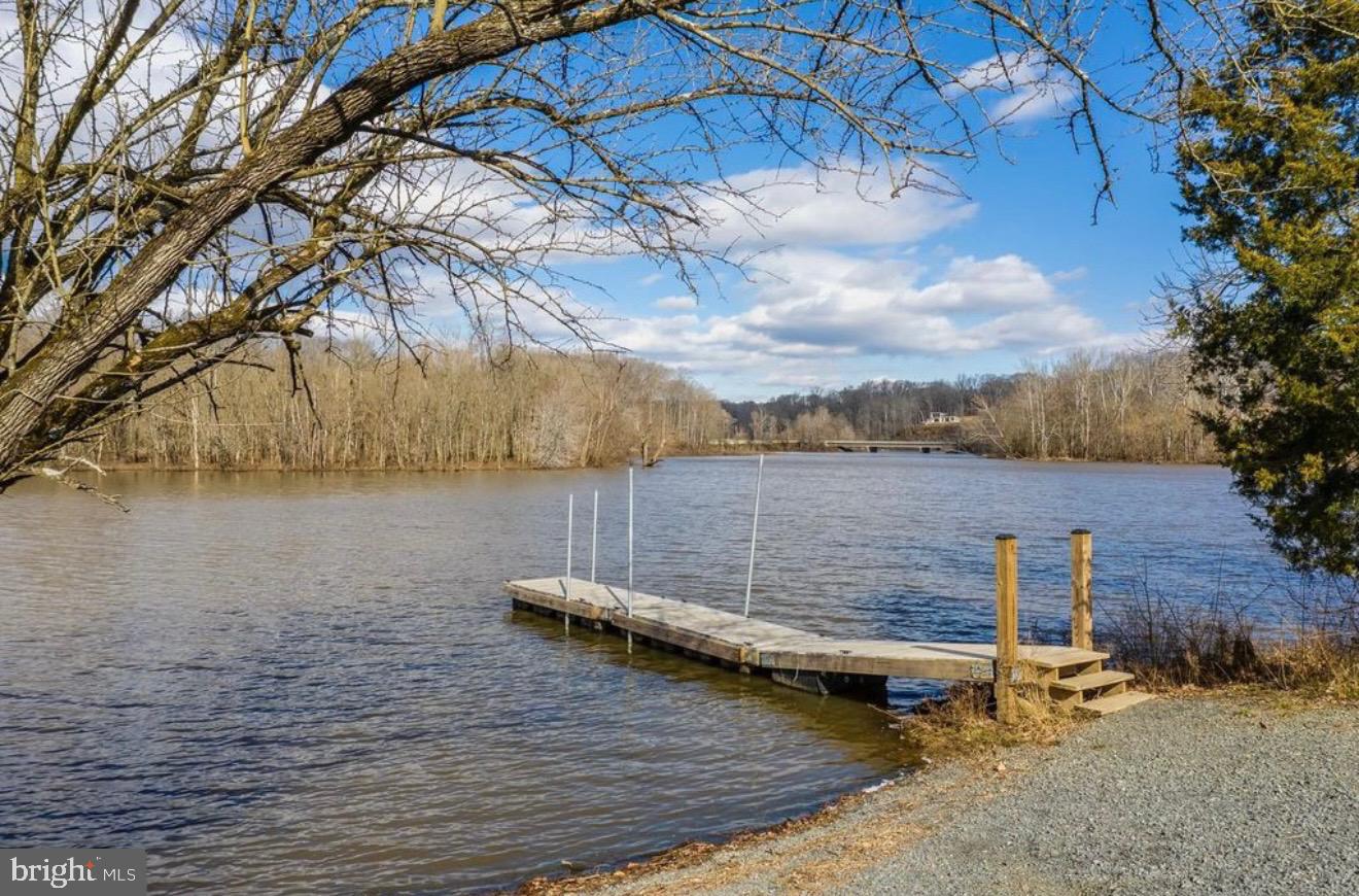 RIVERVIEW ESTATES - Residential