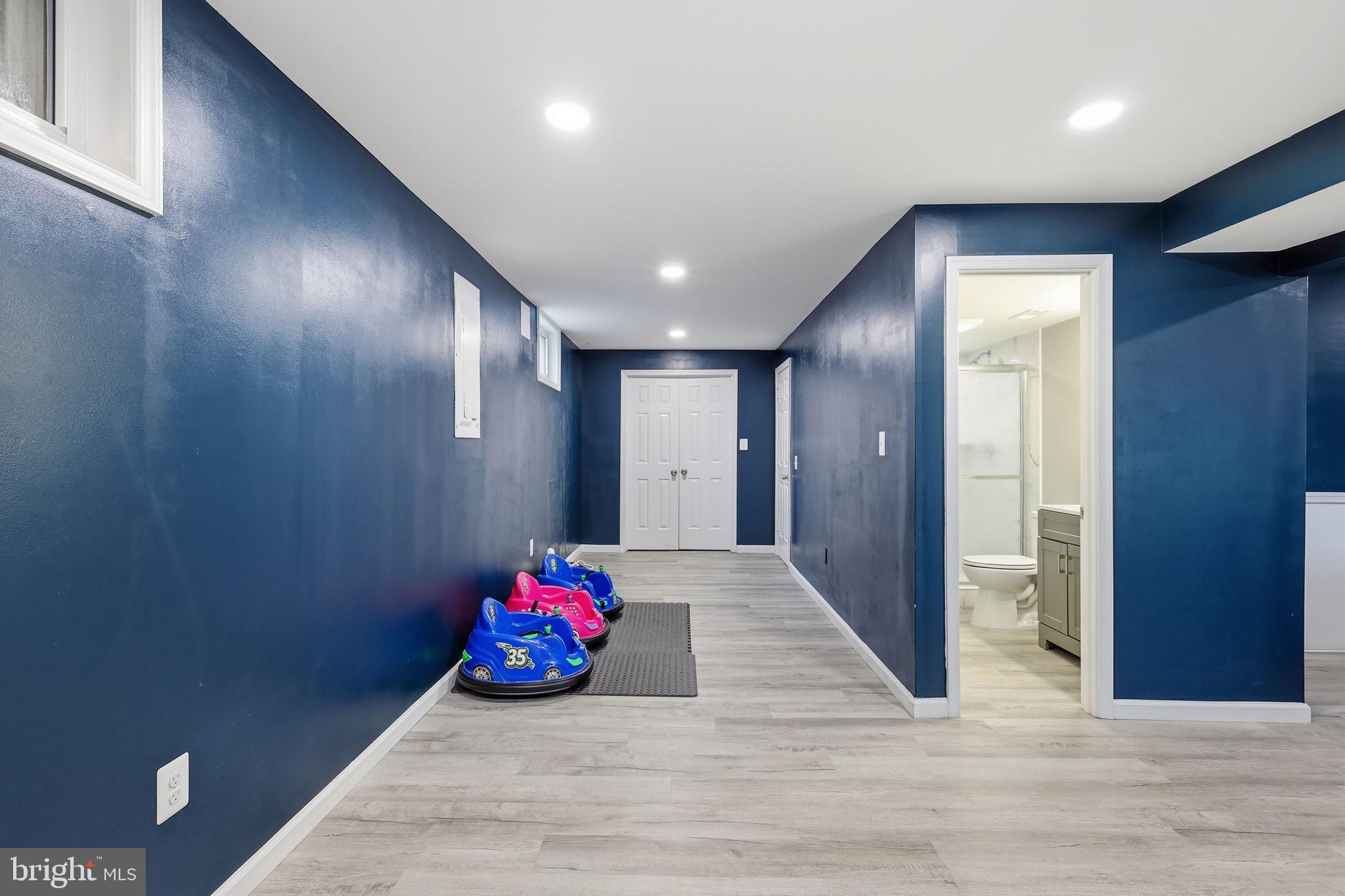 RIVERVIEW ESTATES - Residential