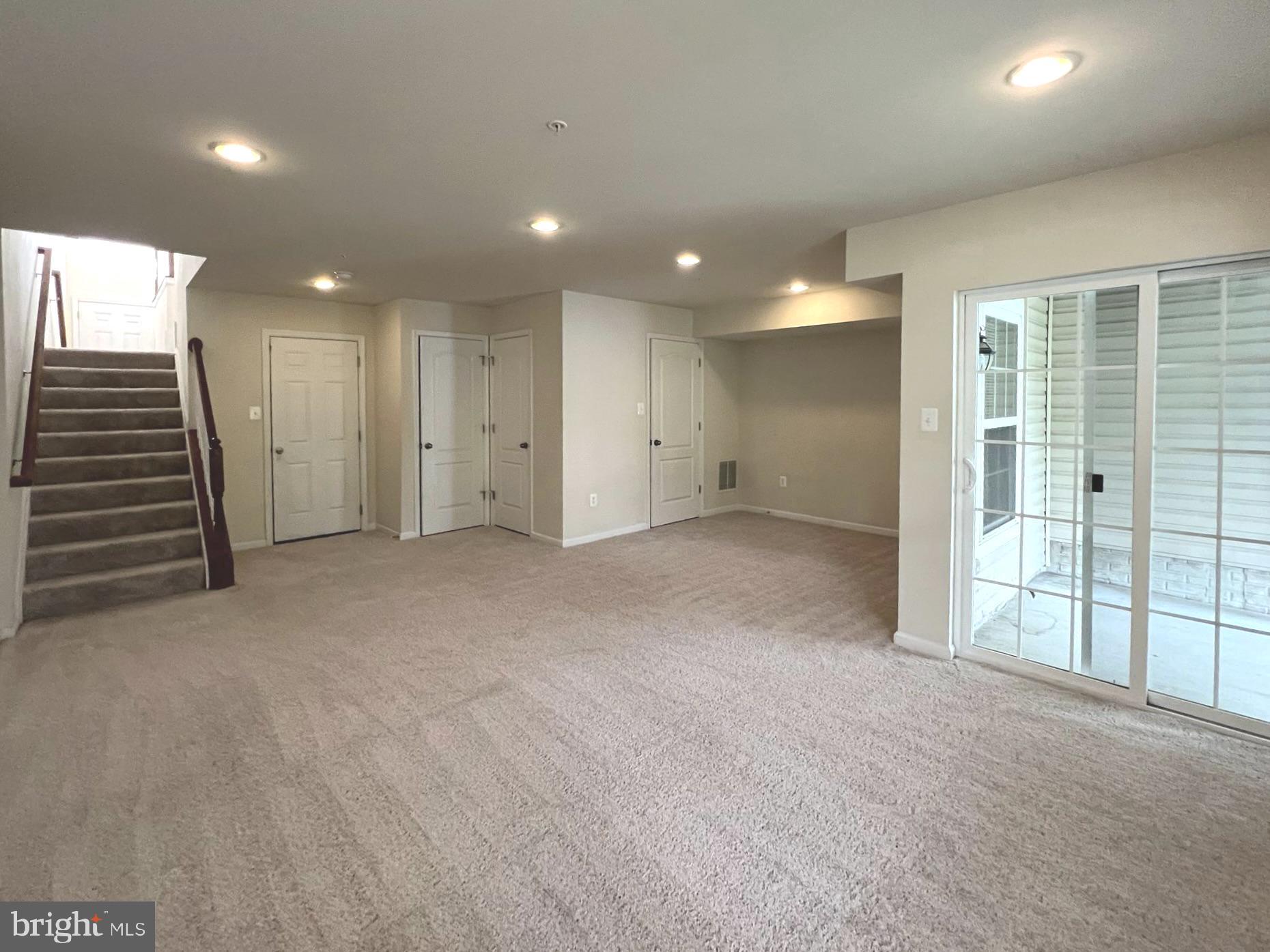 SUMMERFIELD VILLAGE - Residential Lease