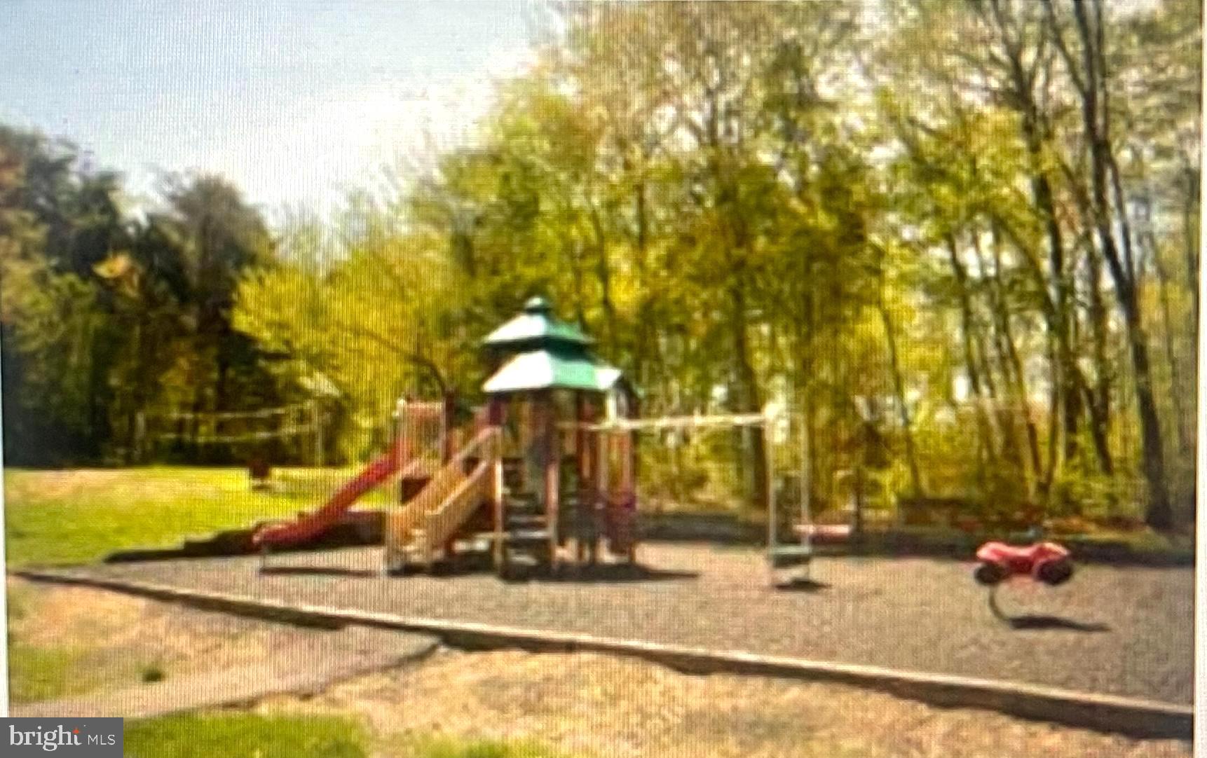 VILLAS AT COUNTRYSIDE - Residential