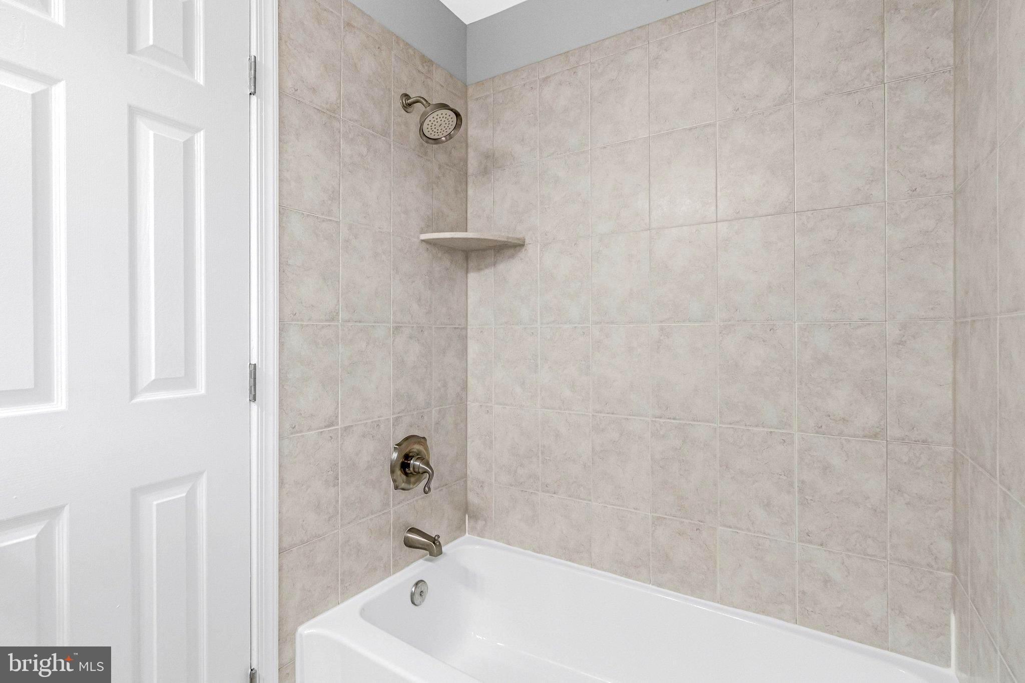 VILLAS AT COUNTRYSIDE - Residential