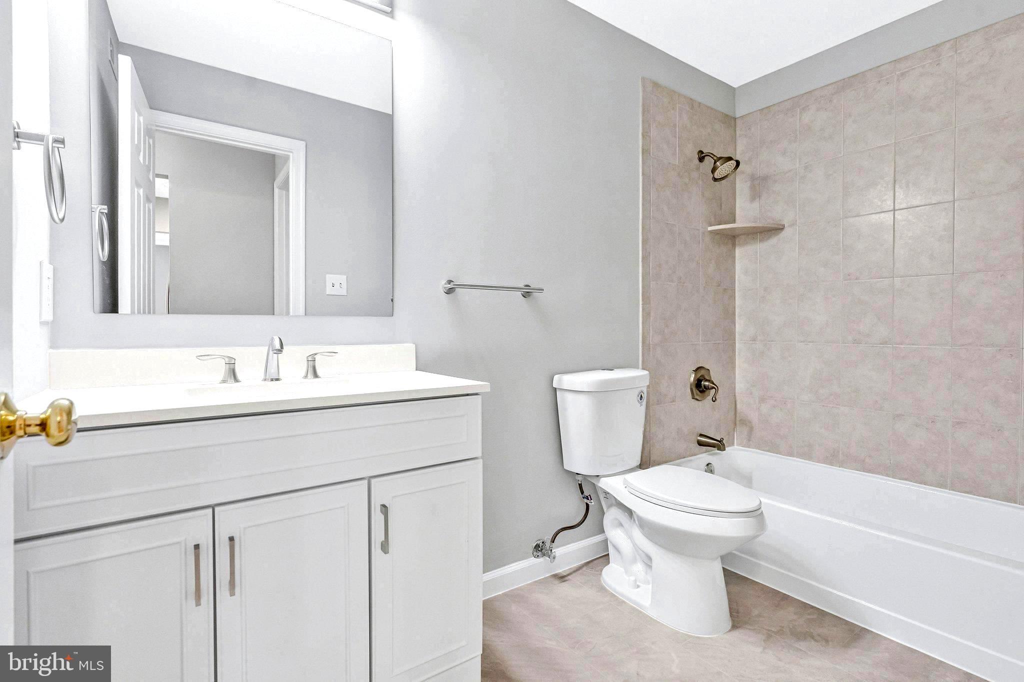 VILLAS AT COUNTRYSIDE - Residential