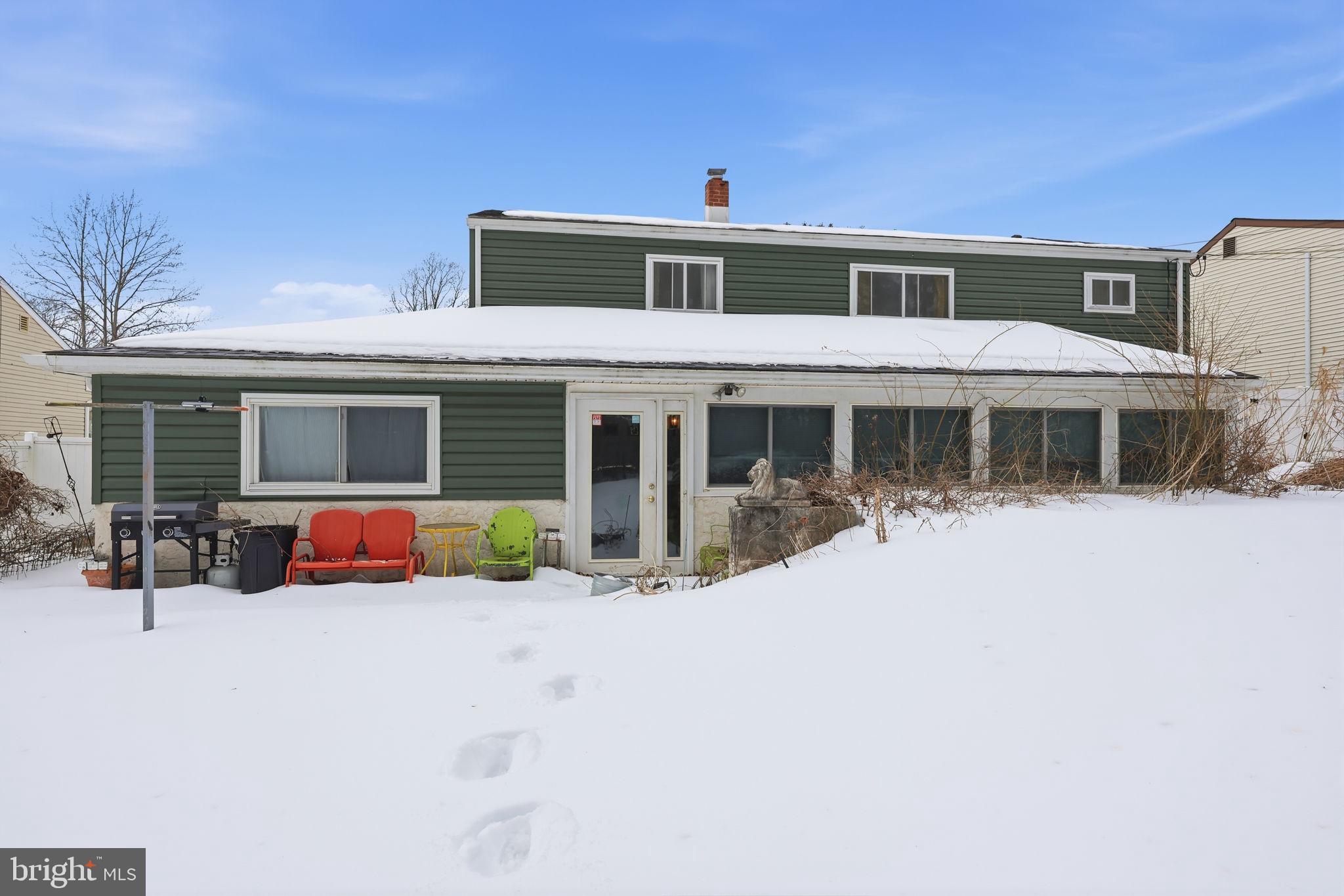 CENTENNIAL HILLS - Residential