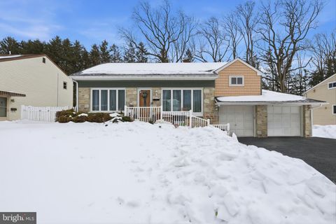 Homes For Sale - 161 Crockett Road<br/> WARMINSTER, PA 18974