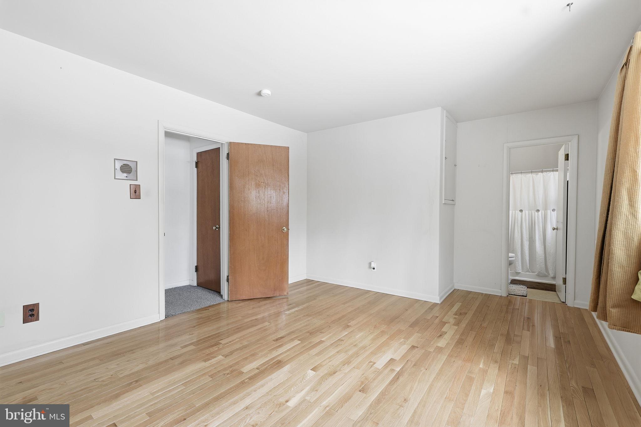 CENTENNIAL HILLS - Residential