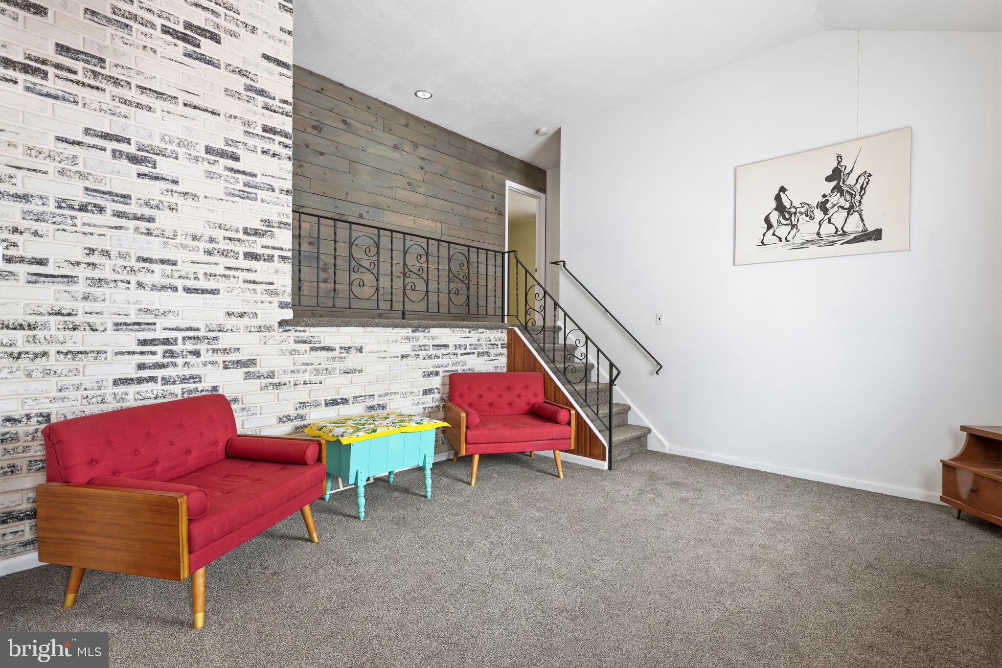 CENTENNIAL HILLS - Residential