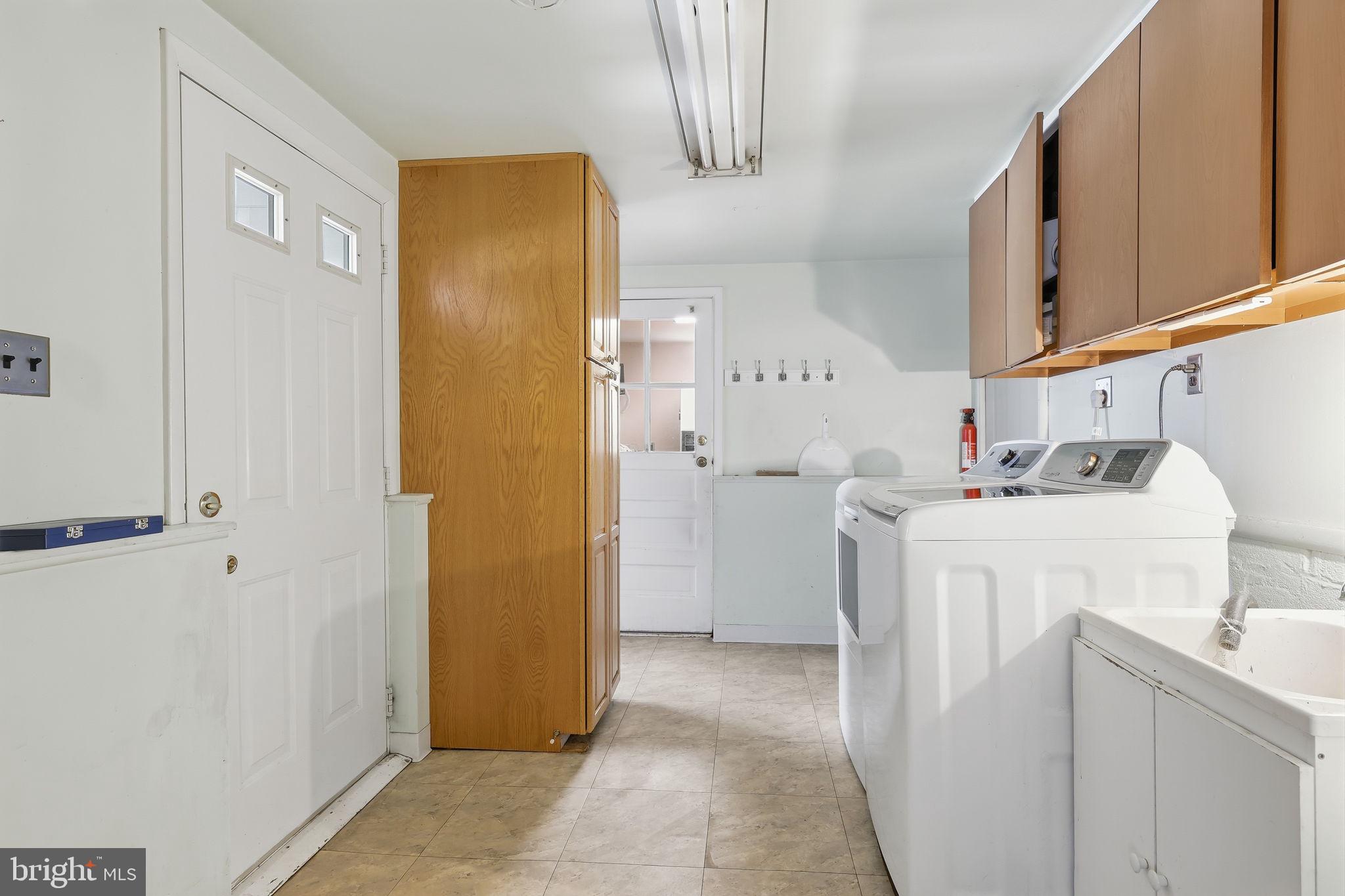 CENTENNIAL HILLS - Residential