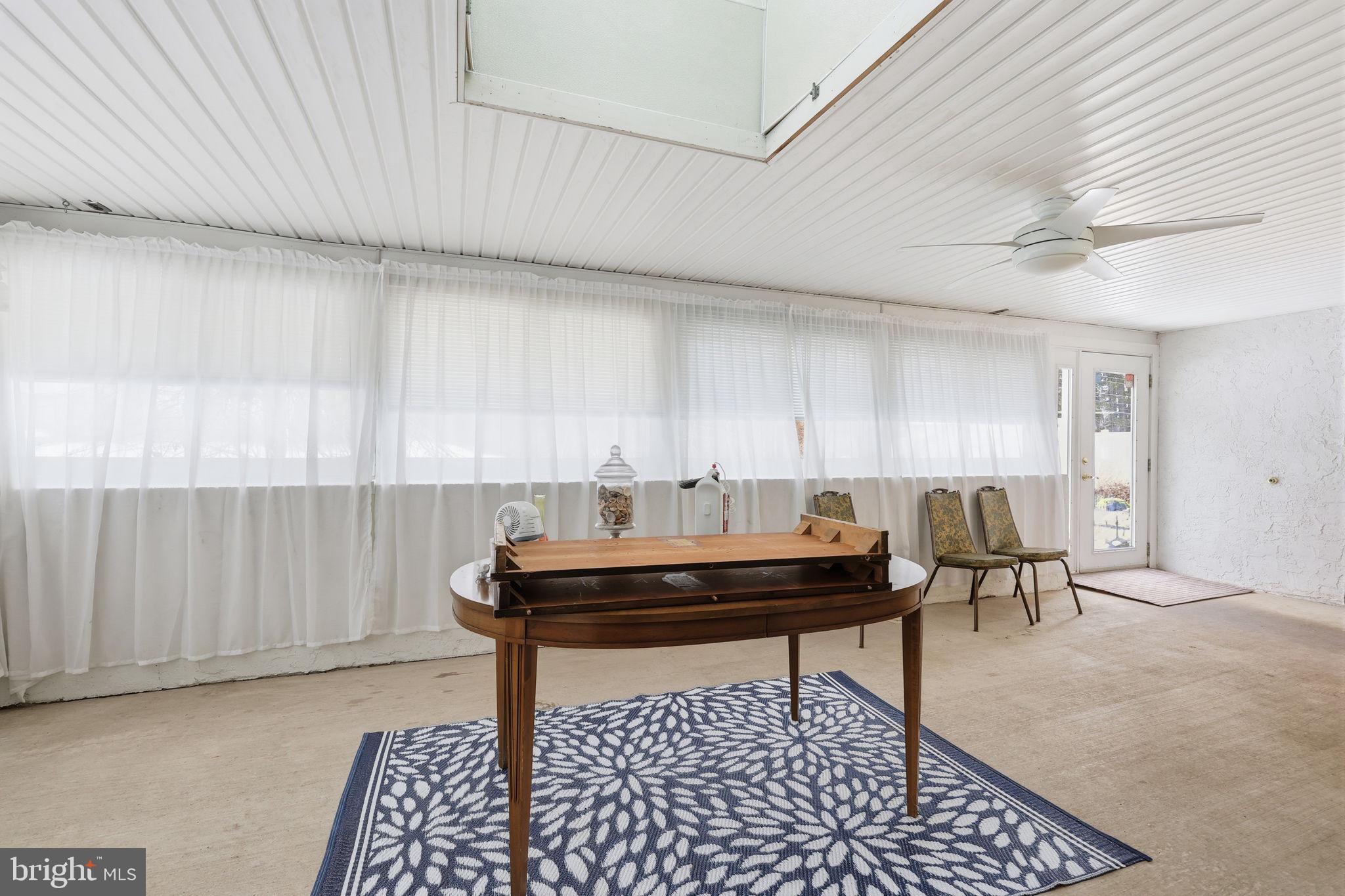 CENTENNIAL HILLS - Residential