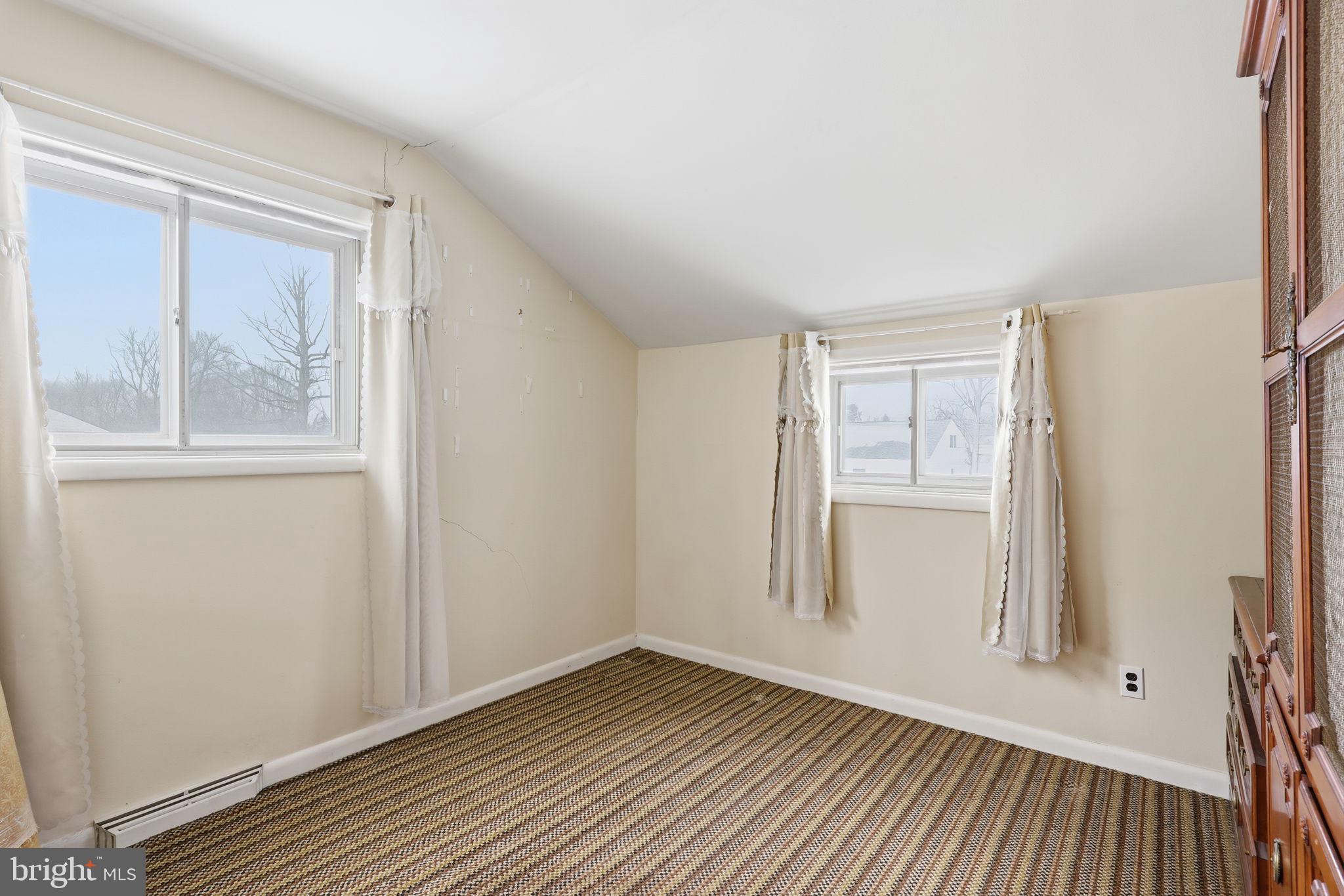 CENTENNIAL HILLS - Residential