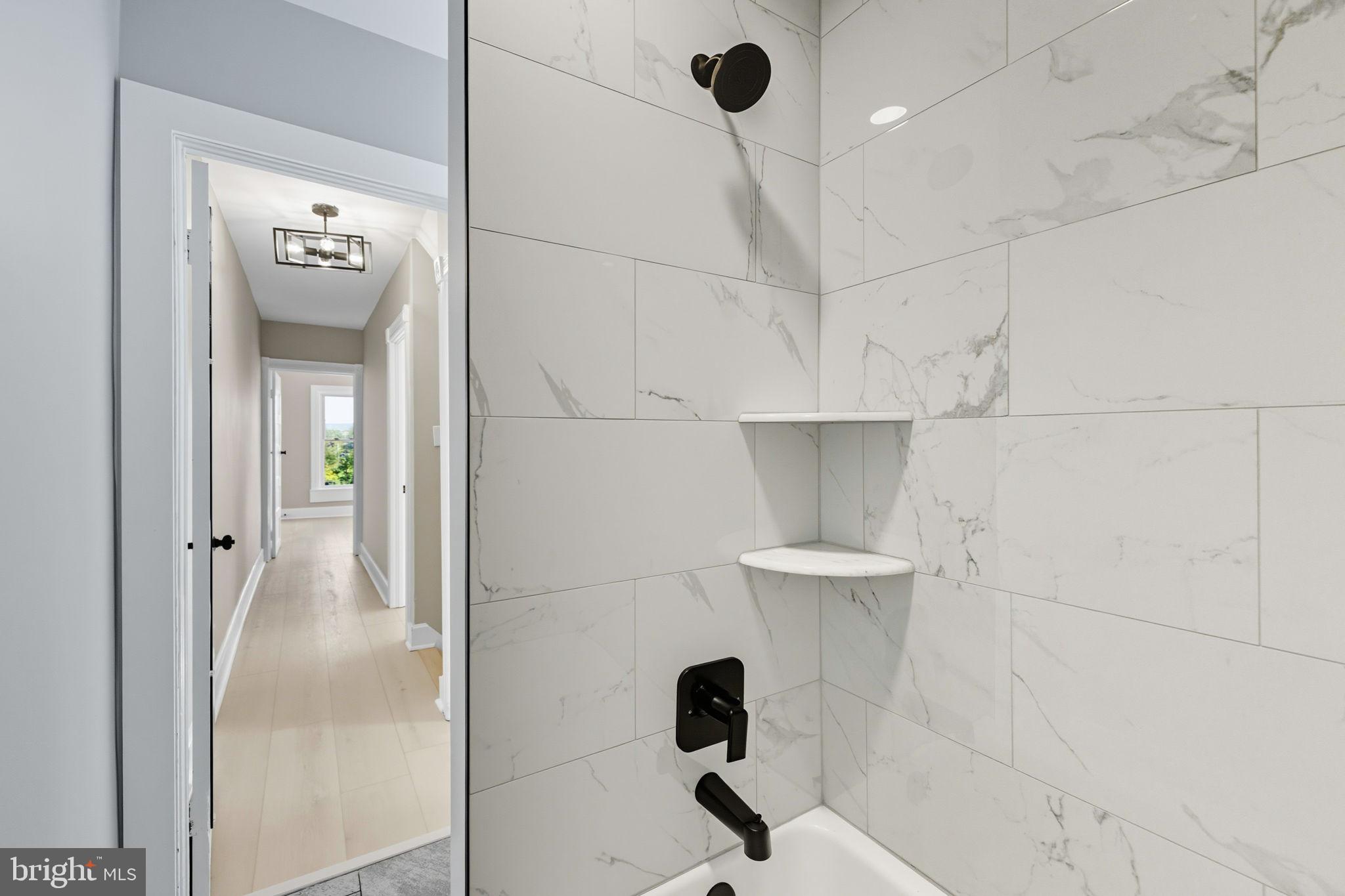 HAGERSTOWN - Residential