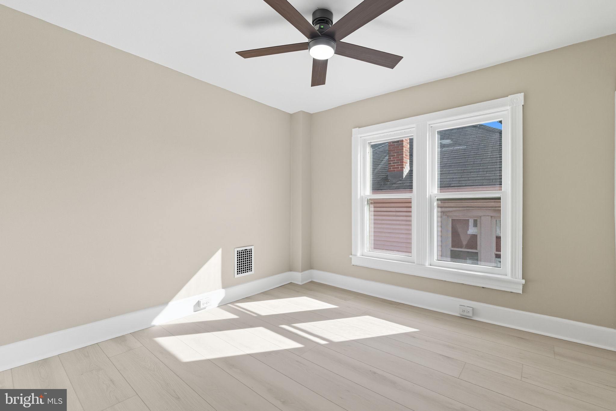 HAGERSTOWN - Residential