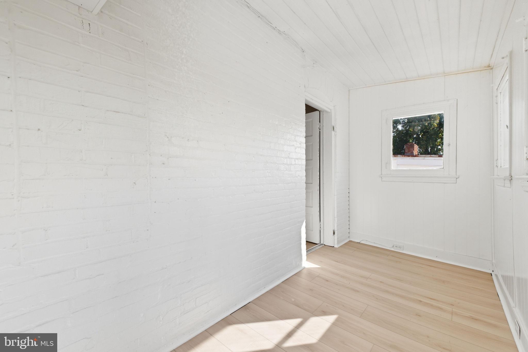 HAGERSTOWN - Residential