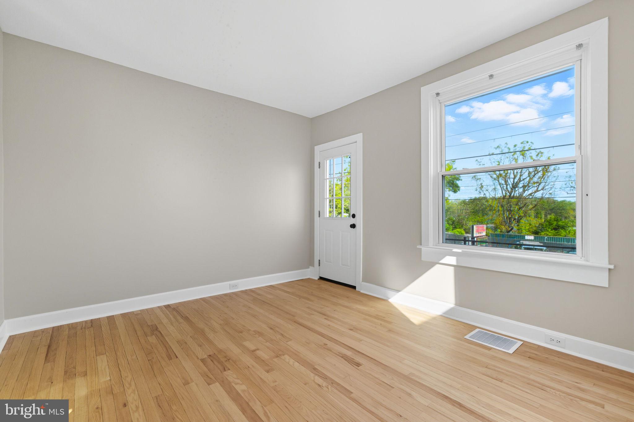 HAGERSTOWN - Residential