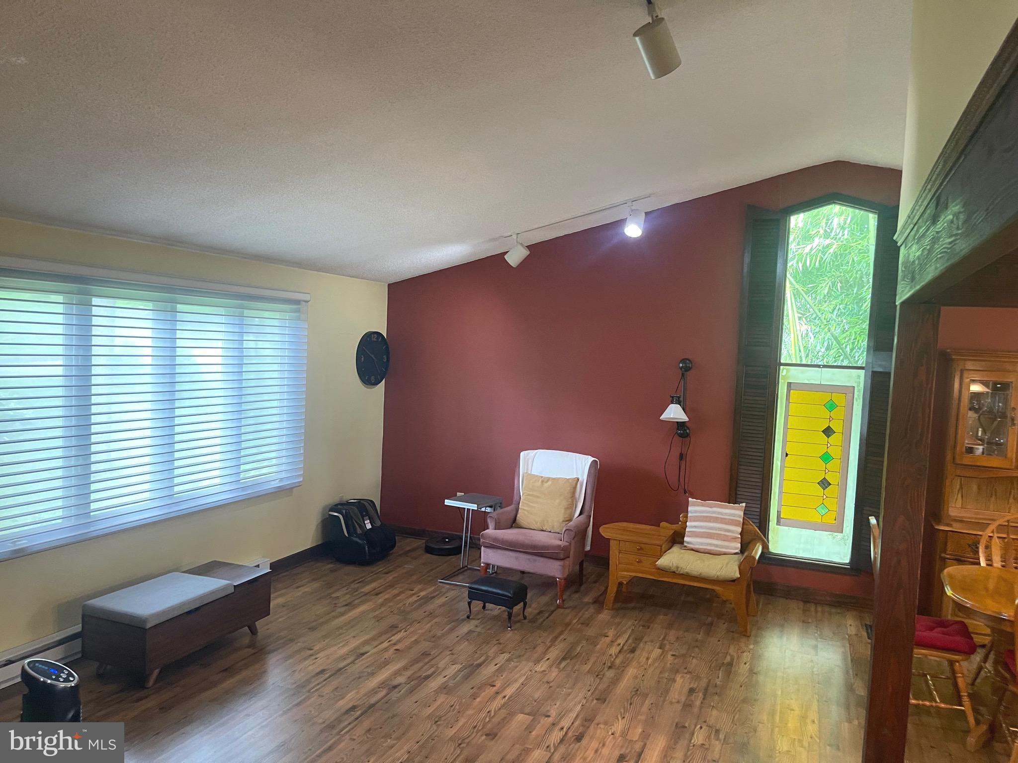 BEVERLY HILLS - Residential