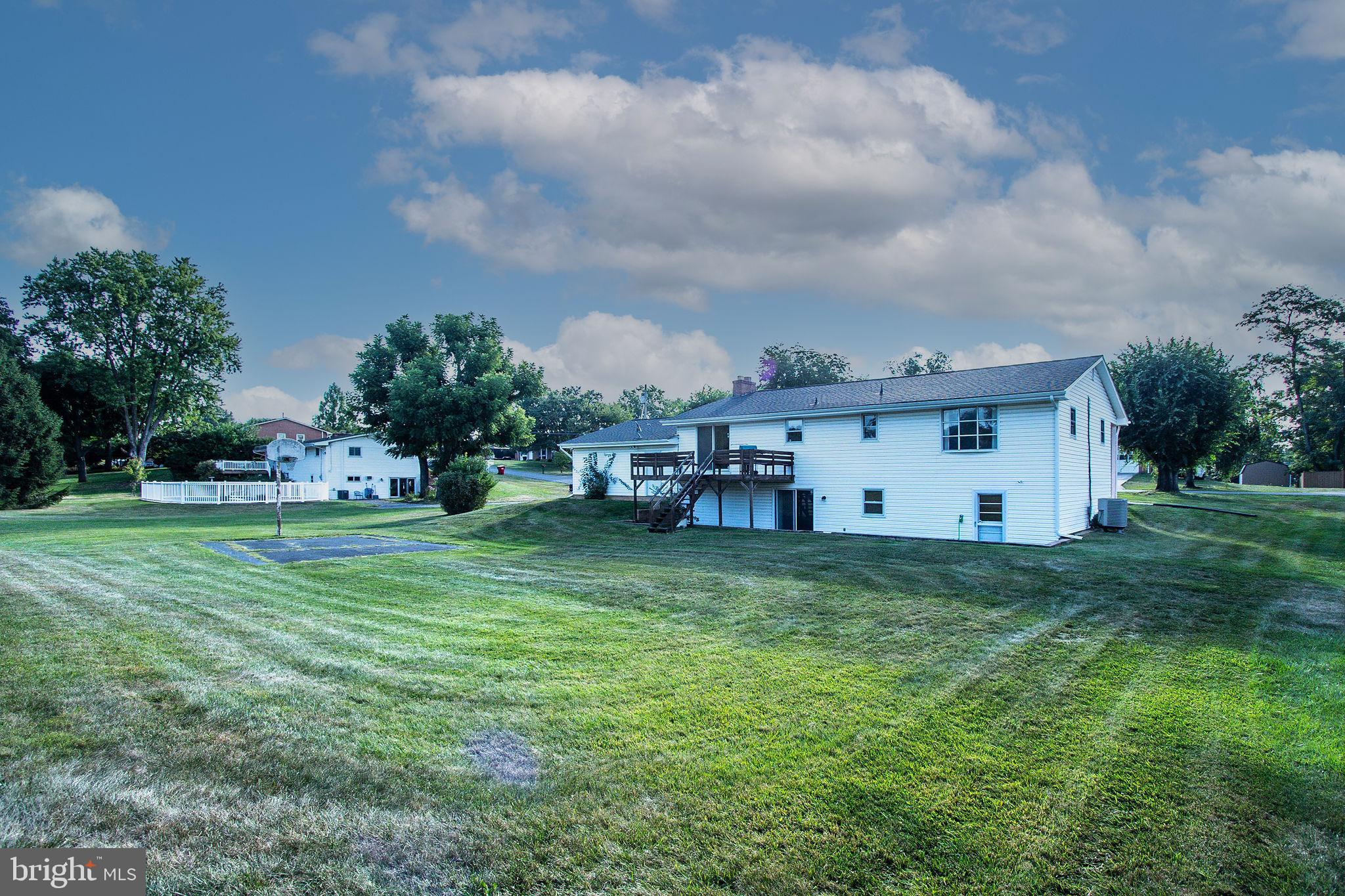 PIKE VIEW ACRES - Residential