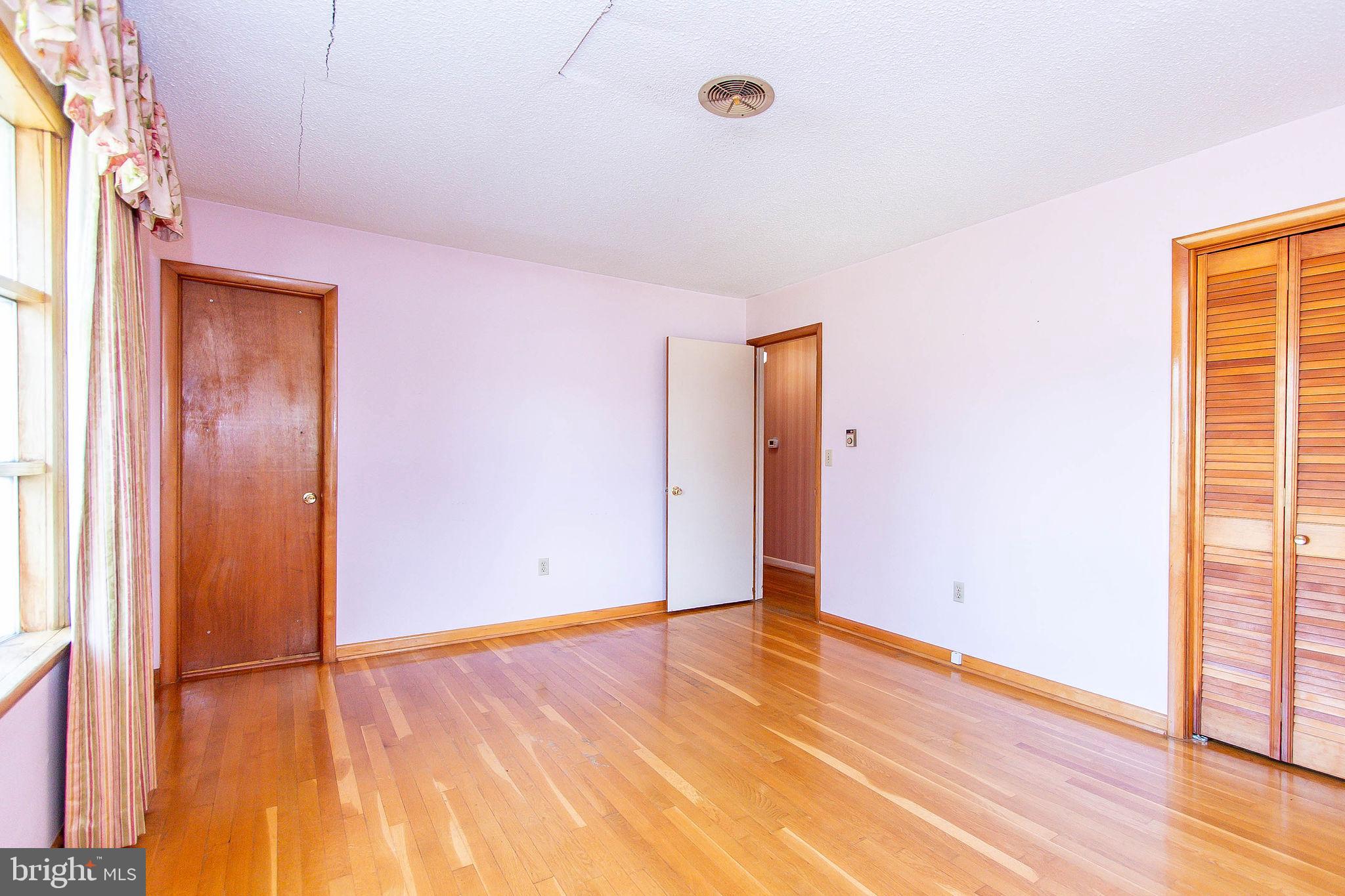 PIKE VIEW ACRES - Residential