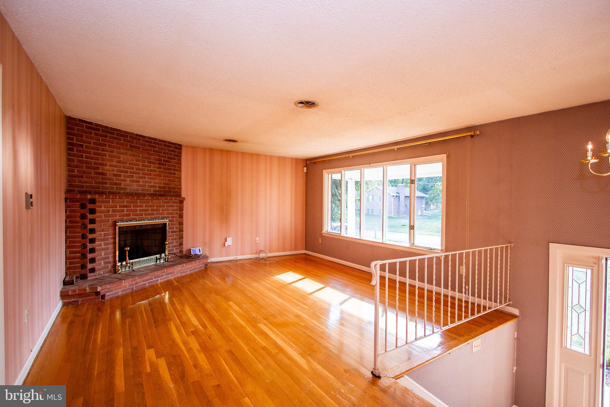 PIKE VIEW ACRES - Residential