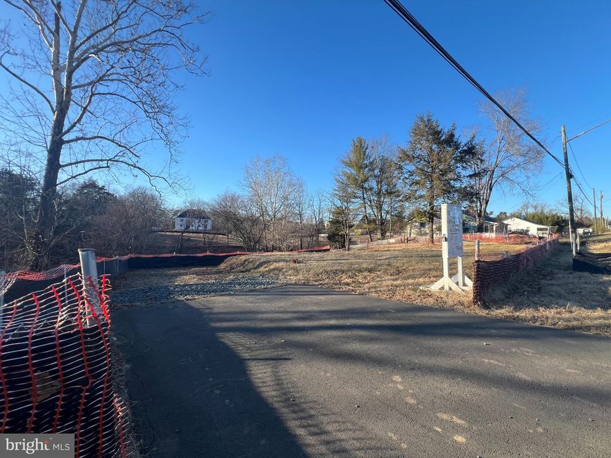 New Home Site, 1 AC lot, Ready to Build a Dream Home, Plan Approval, Building Permit, Engineering Report Are Uploaded, Electric and Public Water and Sewer Available.