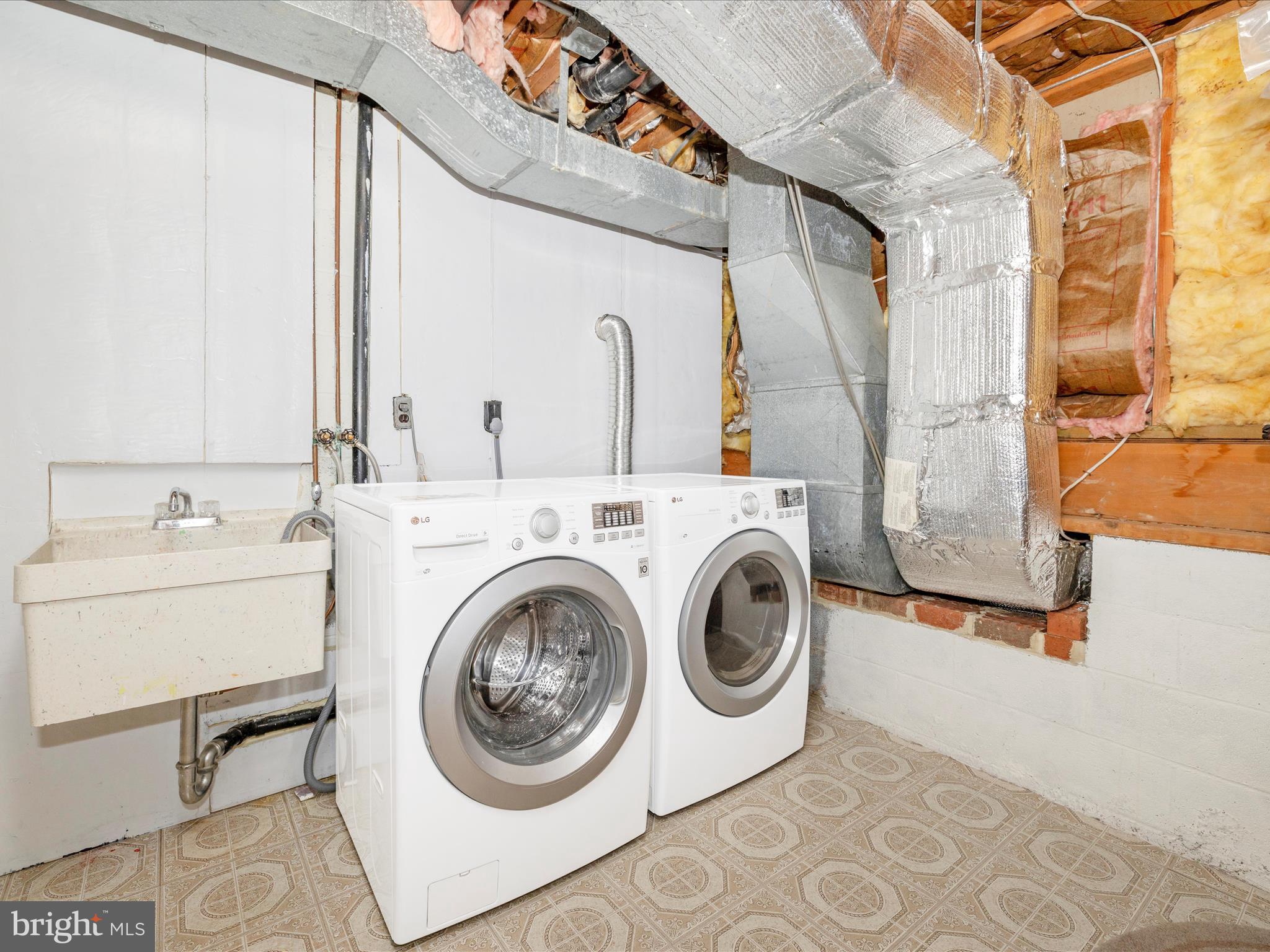 HICKORY RIDGE - Residential