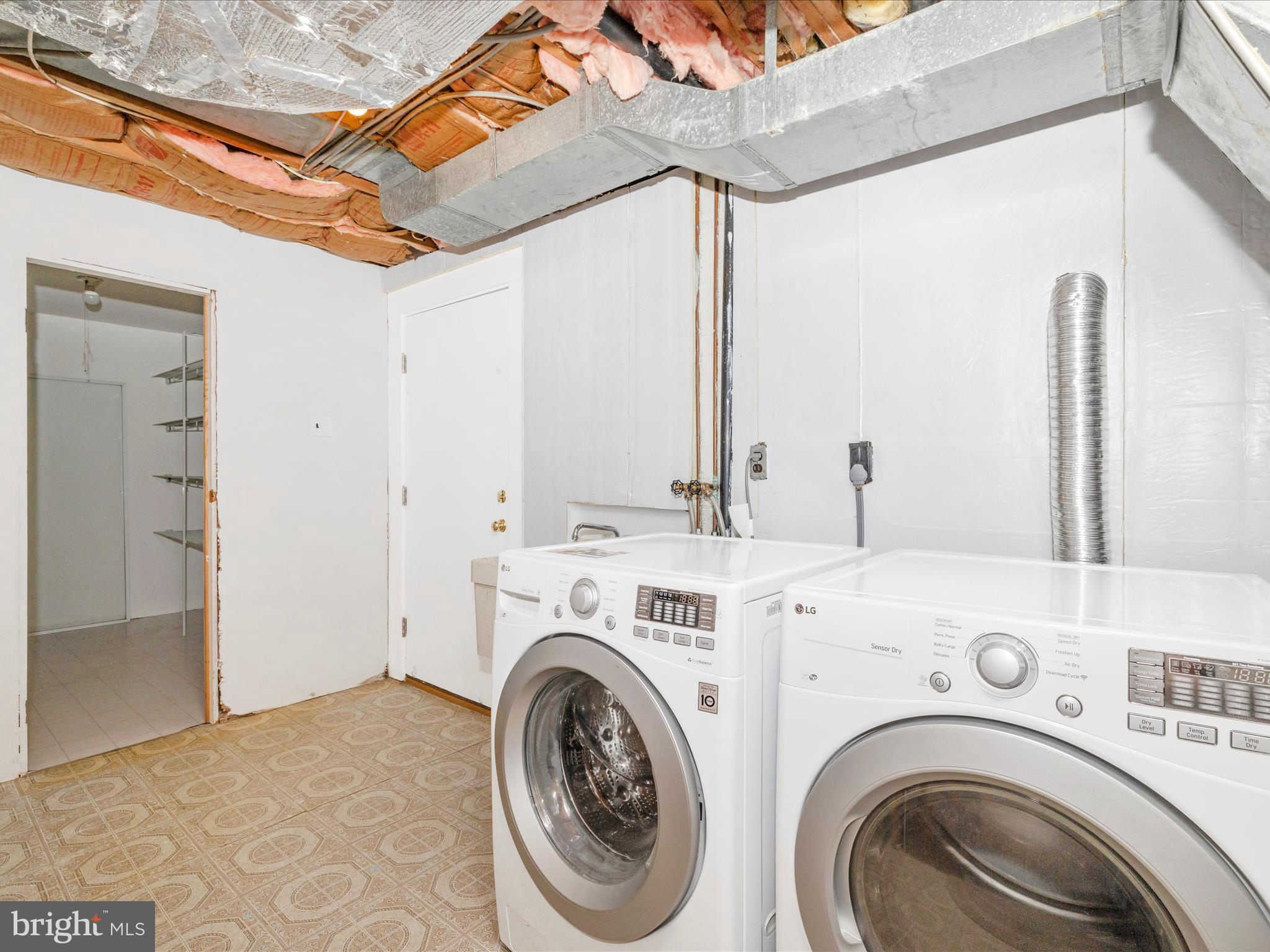 HICKORY RIDGE - Residential