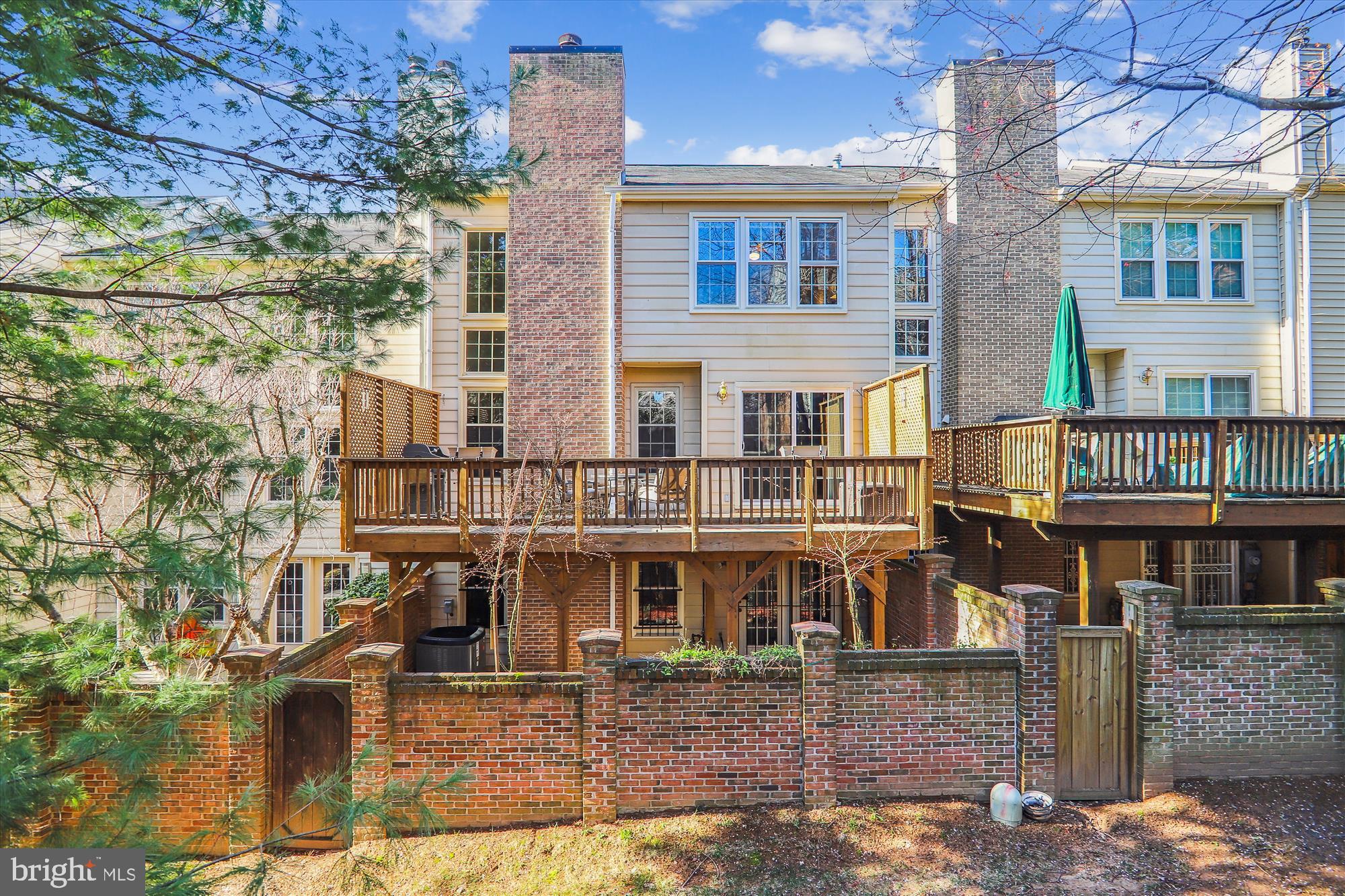 TIMBERLAWN - Residential