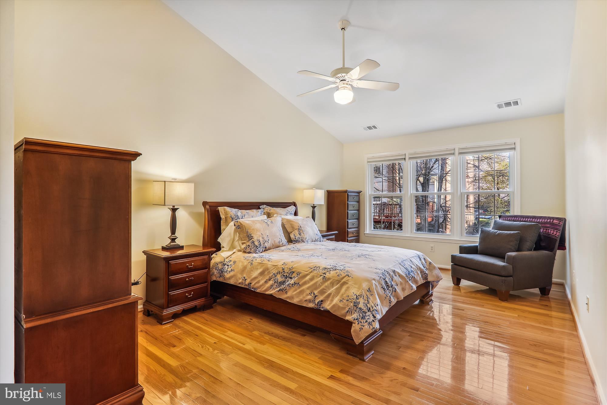 TIMBERLAWN - Residential