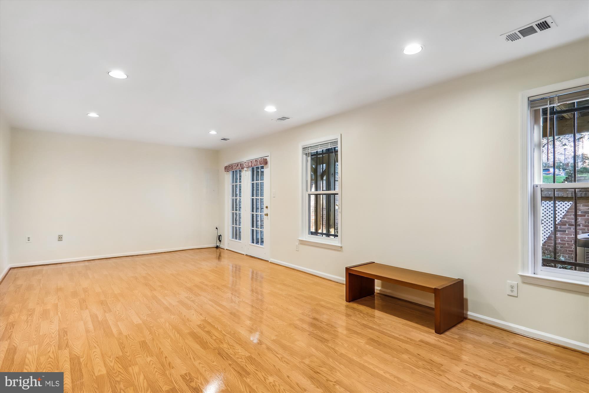 TIMBERLAWN - Residential