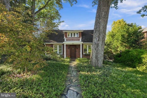 Photo of 4518 N Glebe Road, ARLINGTON, VA 22207 (MLS # VAAR2081324)