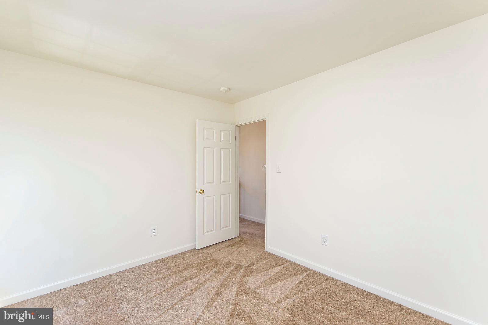 MOUNT VISTA EST - Residential