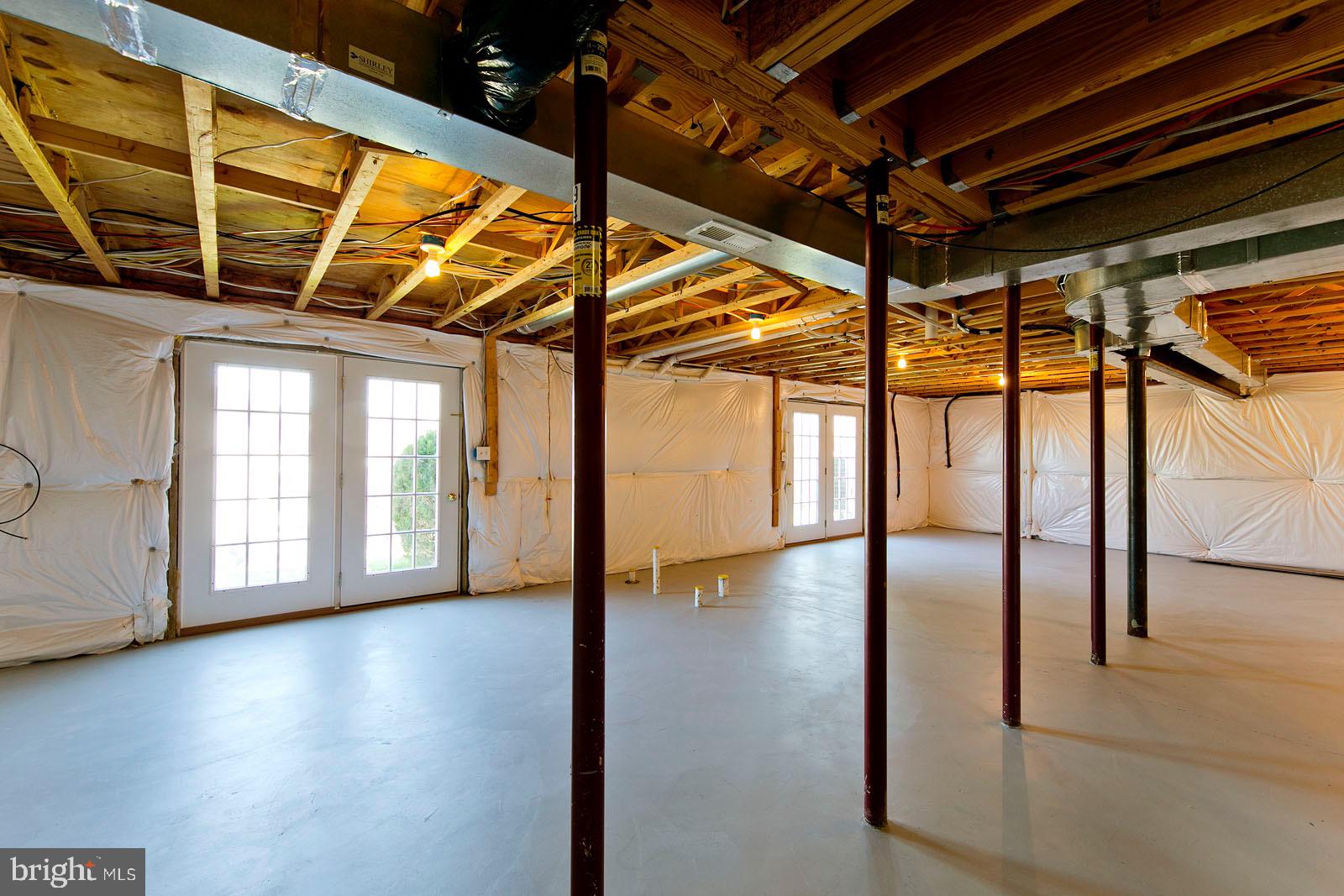 MOUNT VISTA EST - Residential