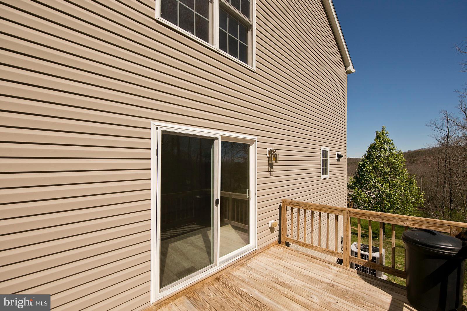 MOUNT VISTA EST - Residential