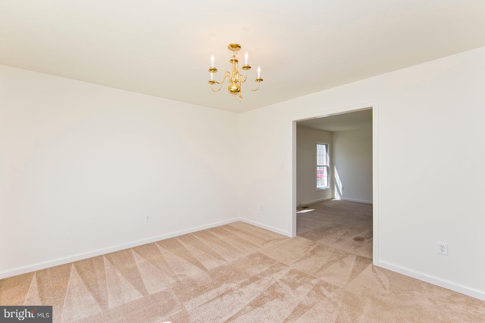 MOUNT VISTA EST - Residential