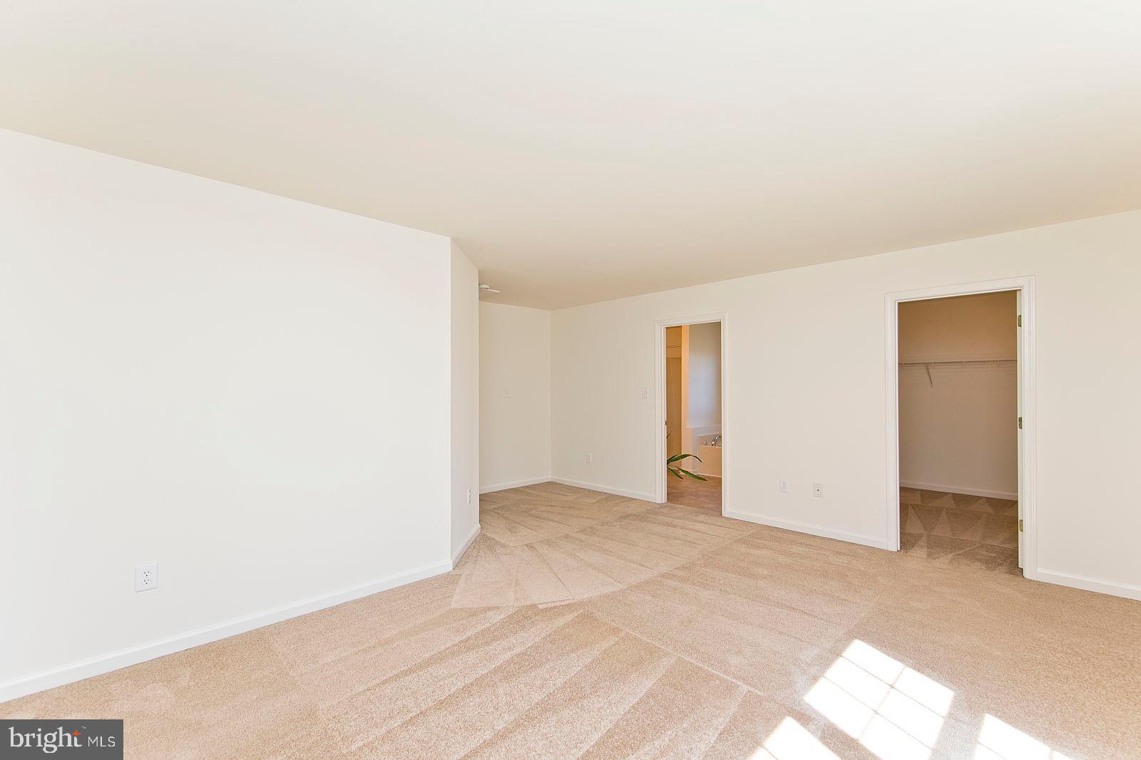 MOUNT VISTA EST - Residential