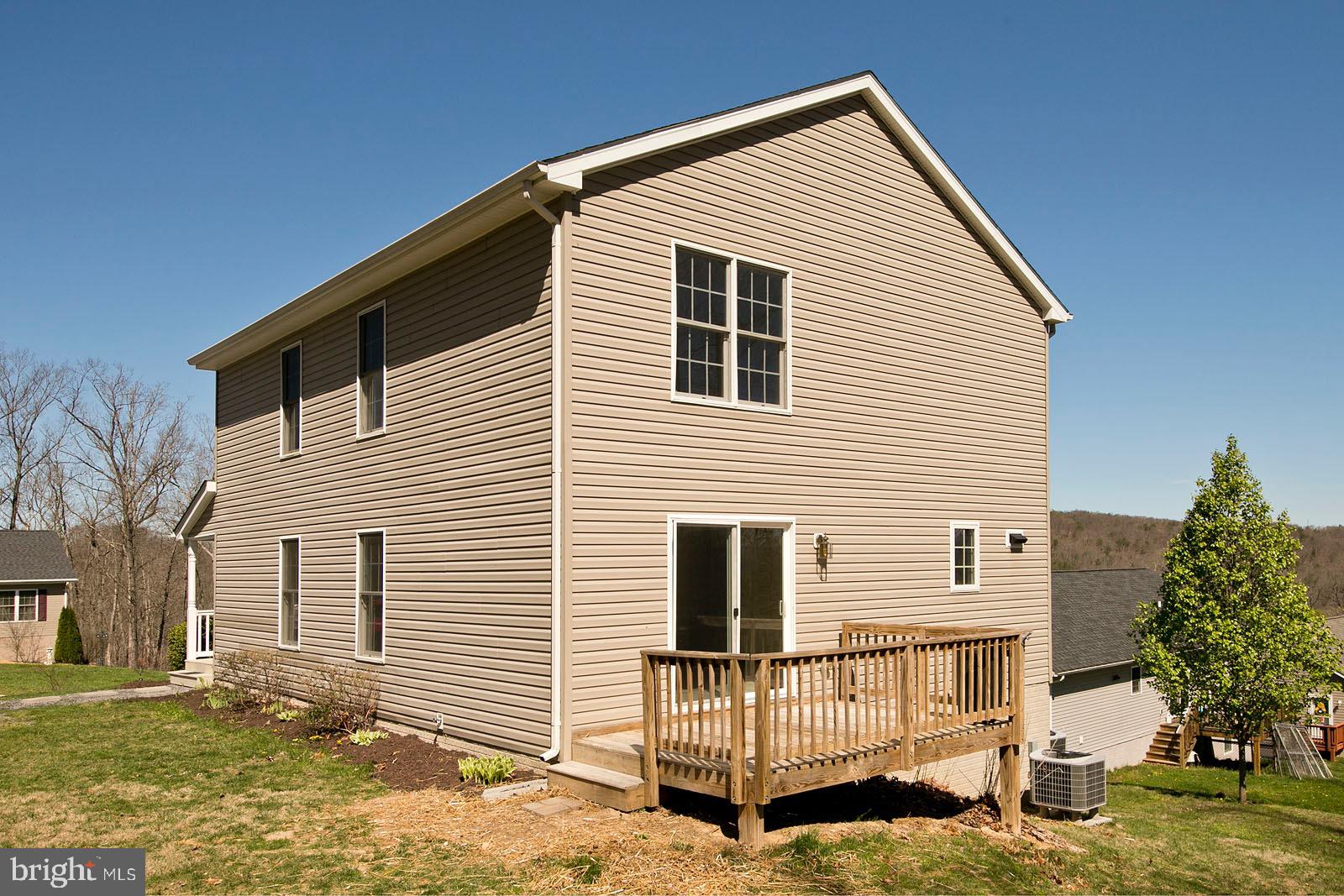 MOUNT VISTA EST - Residential