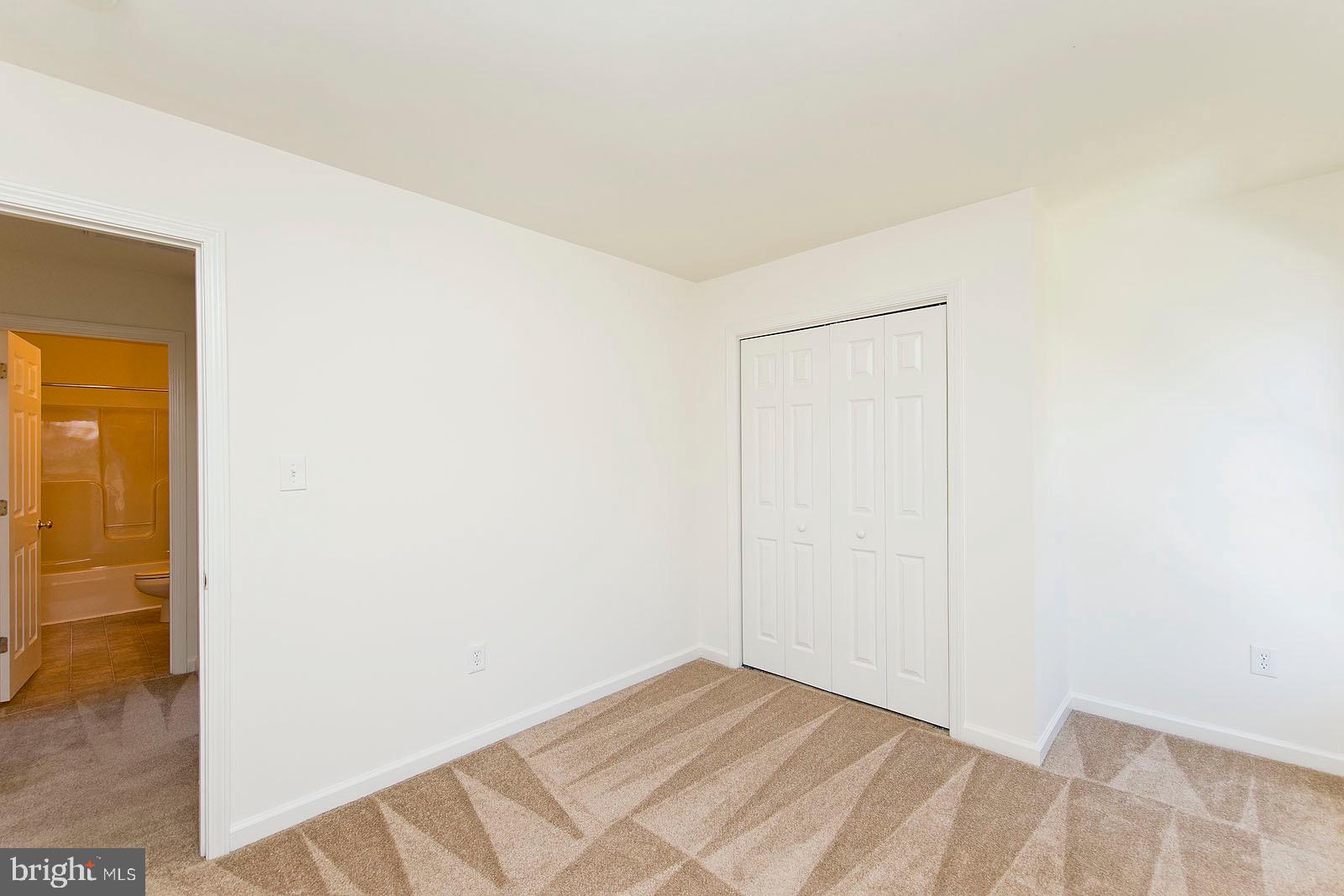 MOUNT VISTA EST - Residential