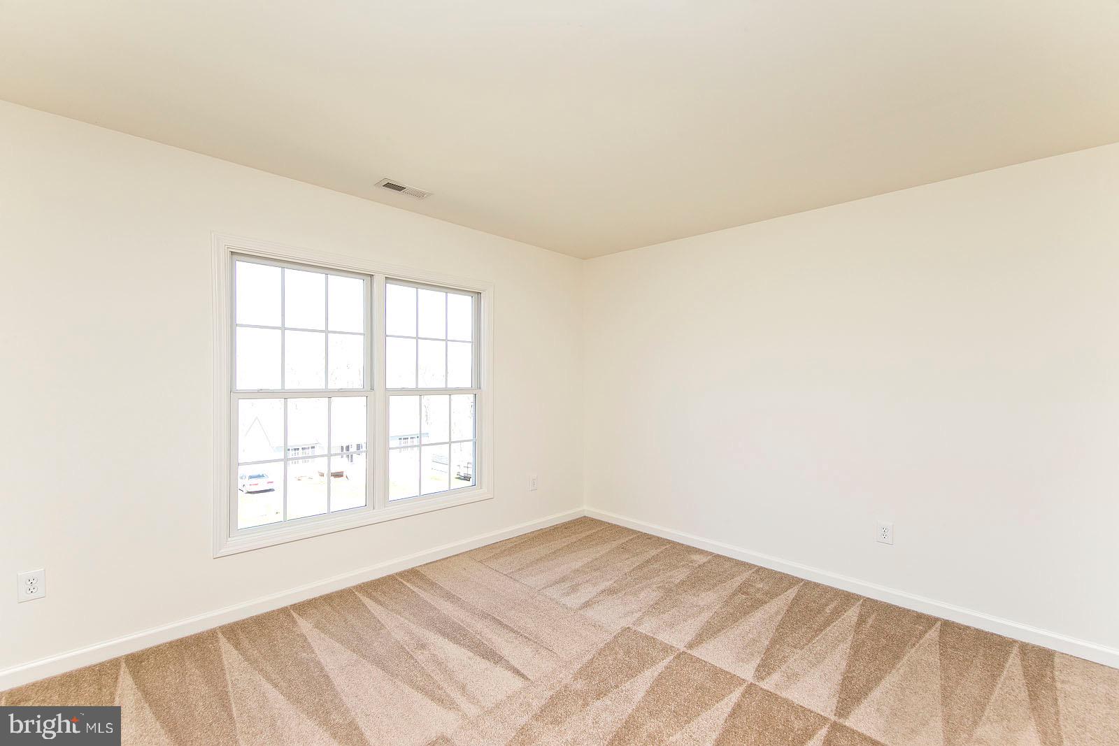 MOUNT VISTA EST - Residential