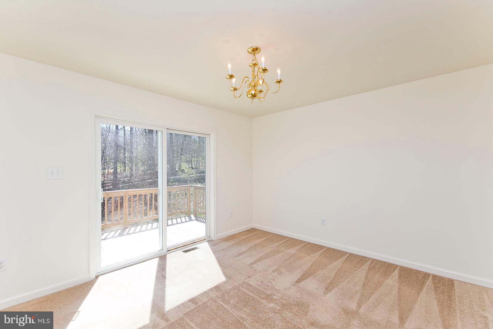 MOUNT VISTA EST - Residential