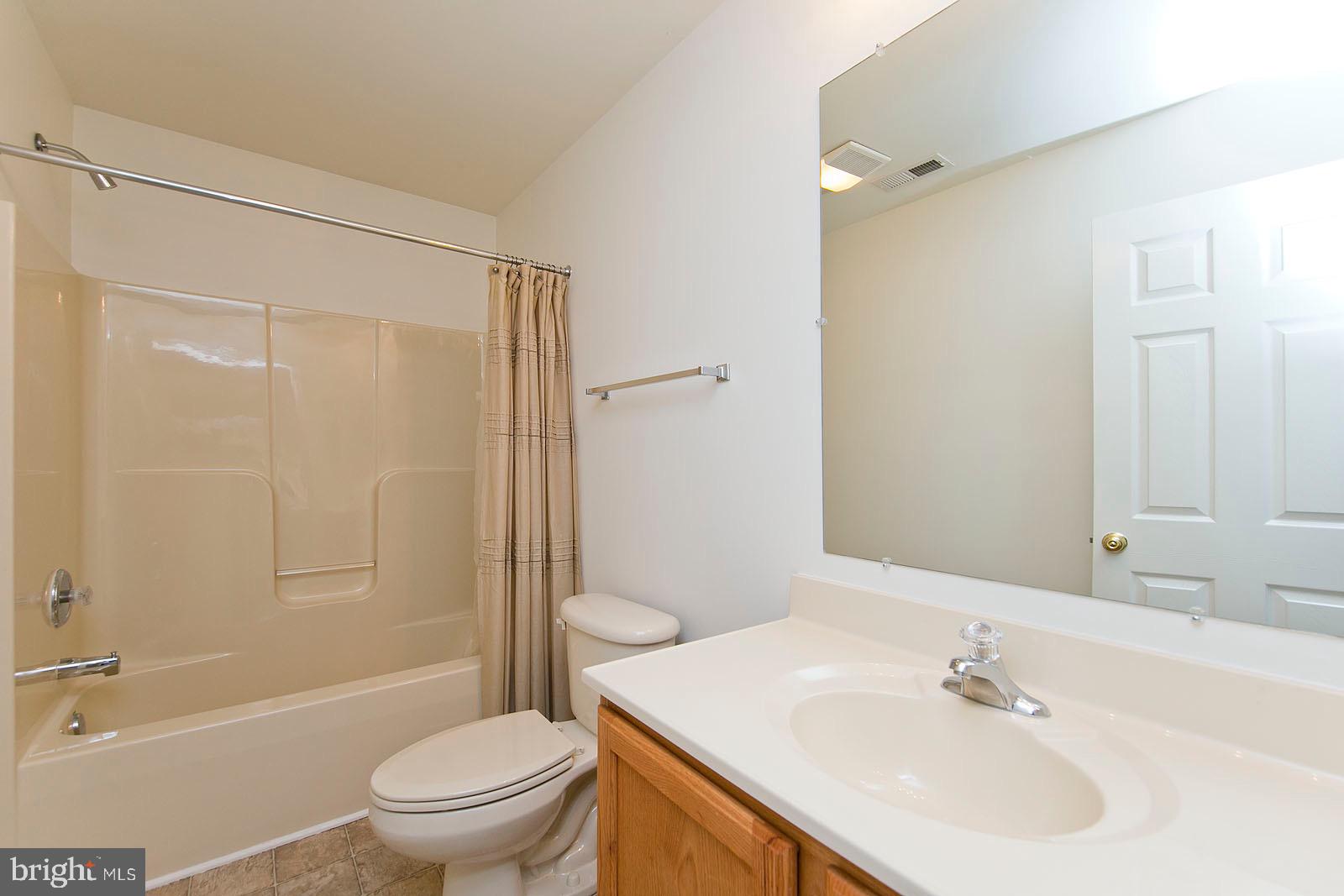 MOUNT VISTA EST - Residential