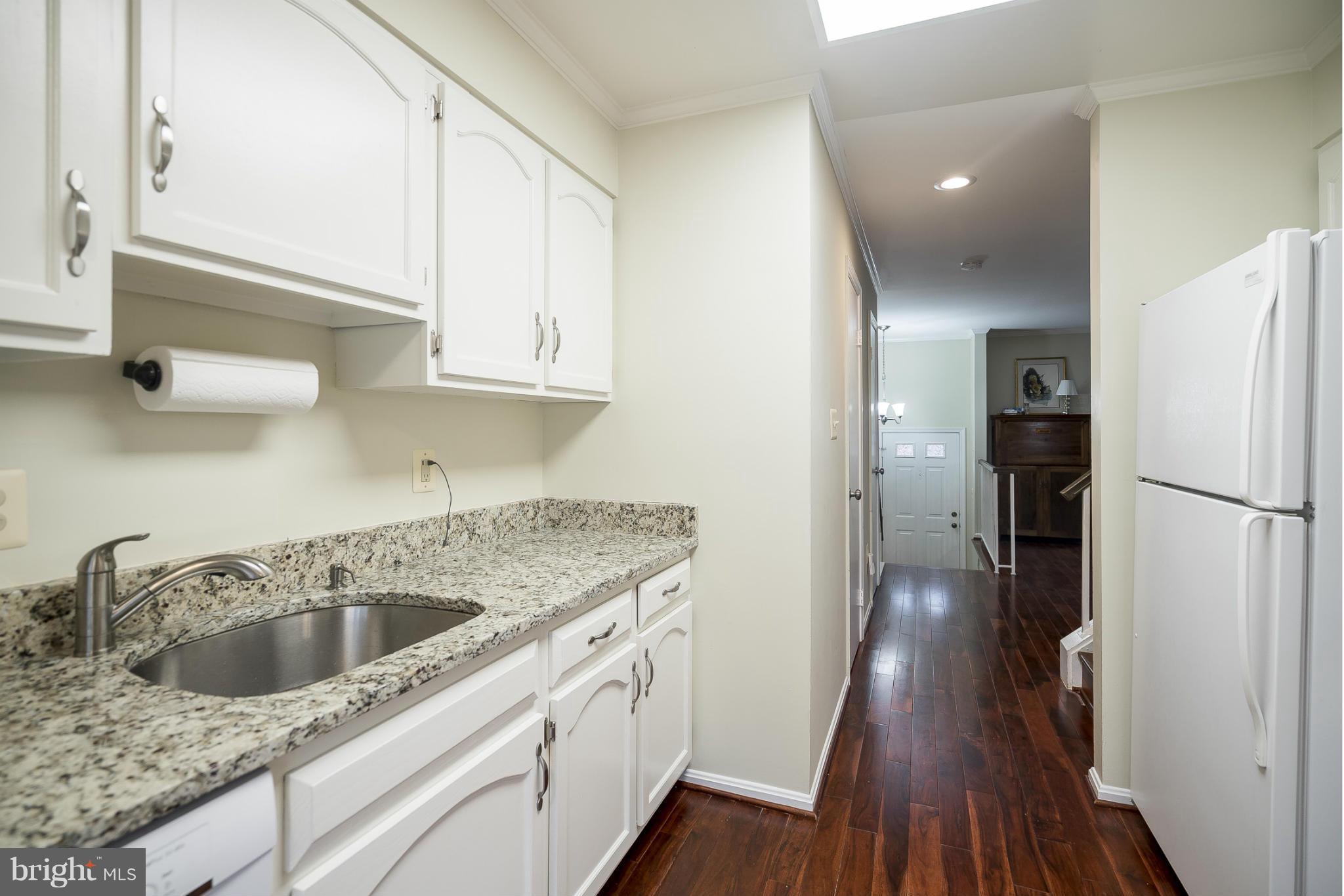 HUNTER VILLAGE - Residential