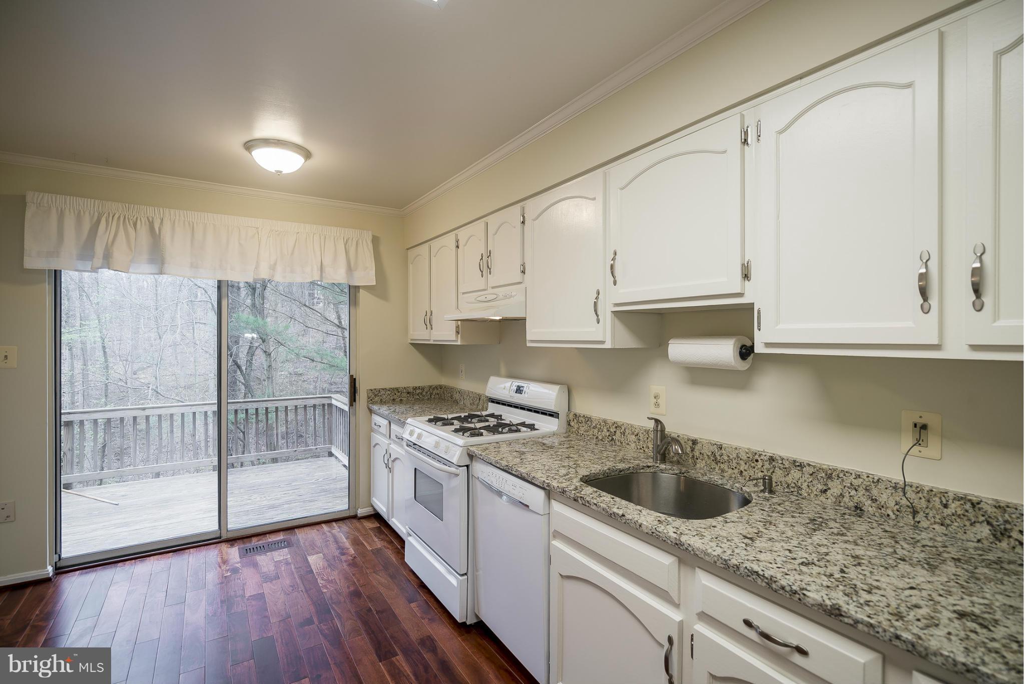 HUNTER VILLAGE - Residential