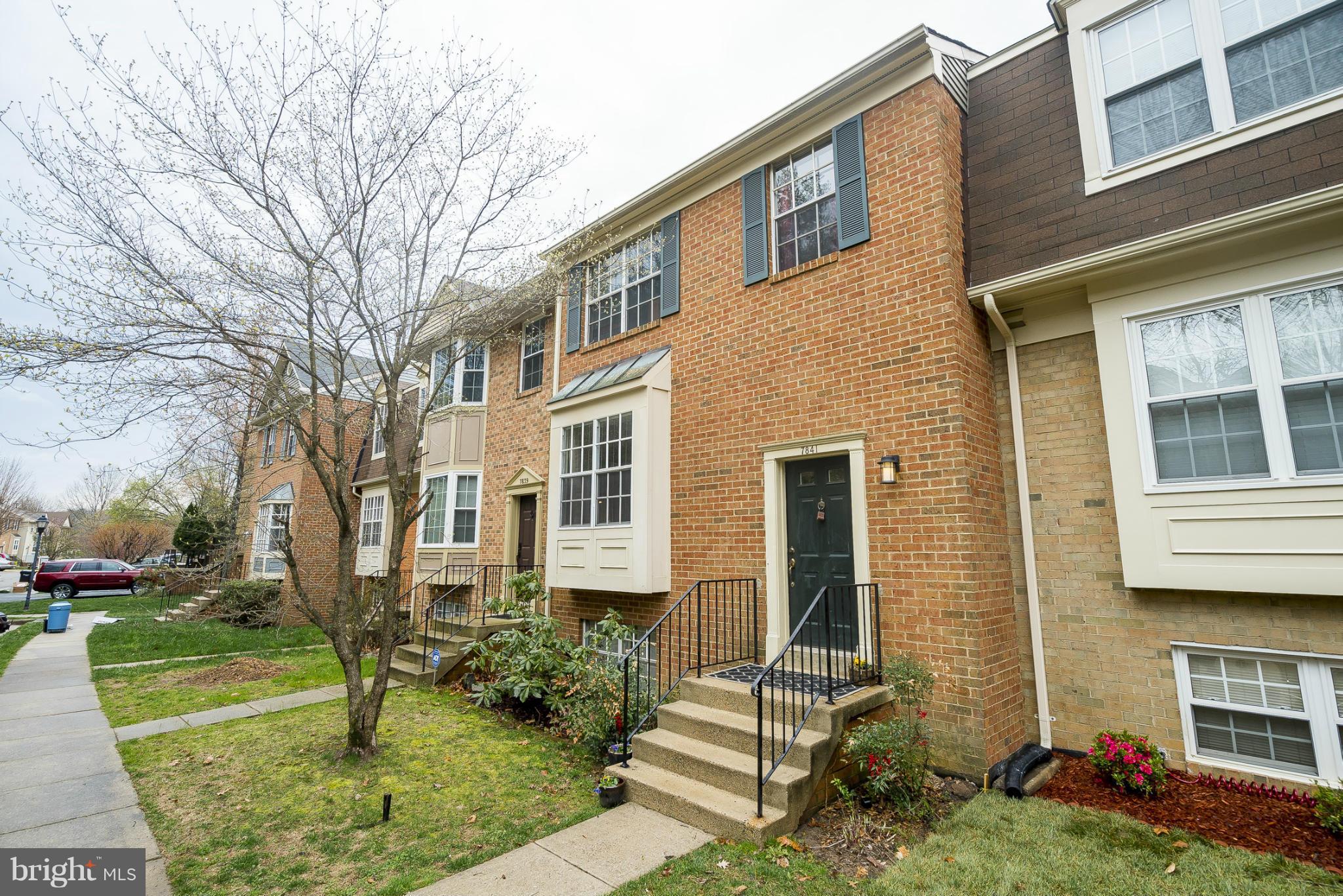 HUNTER VILLAGE - Residential