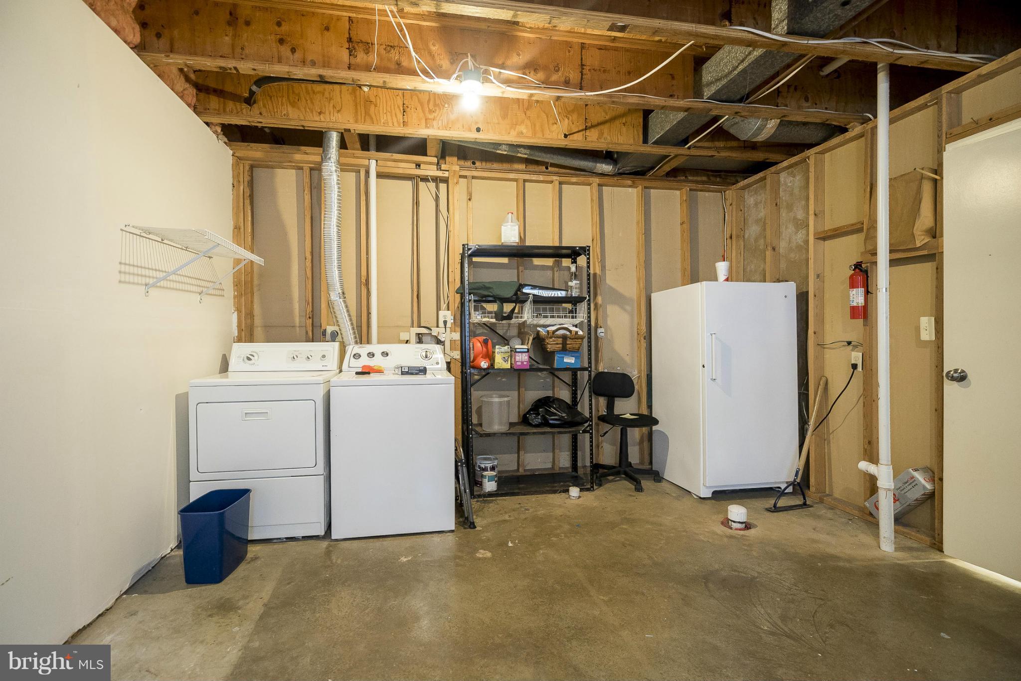 HUNTER VILLAGE - Residential