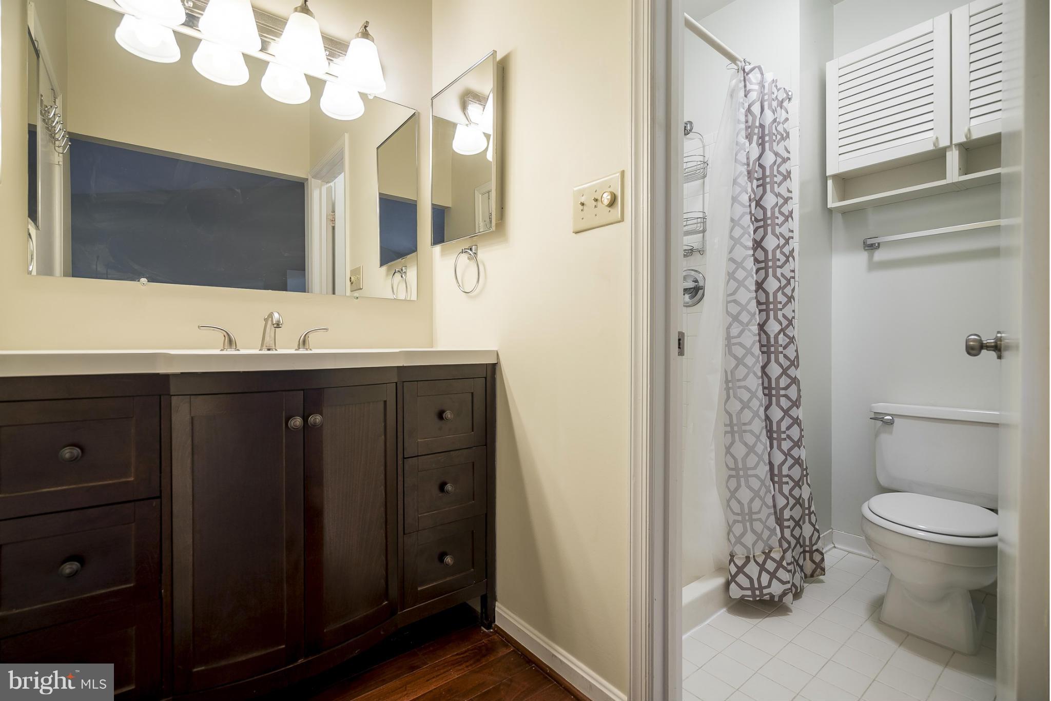 HUNTER VILLAGE - Residential