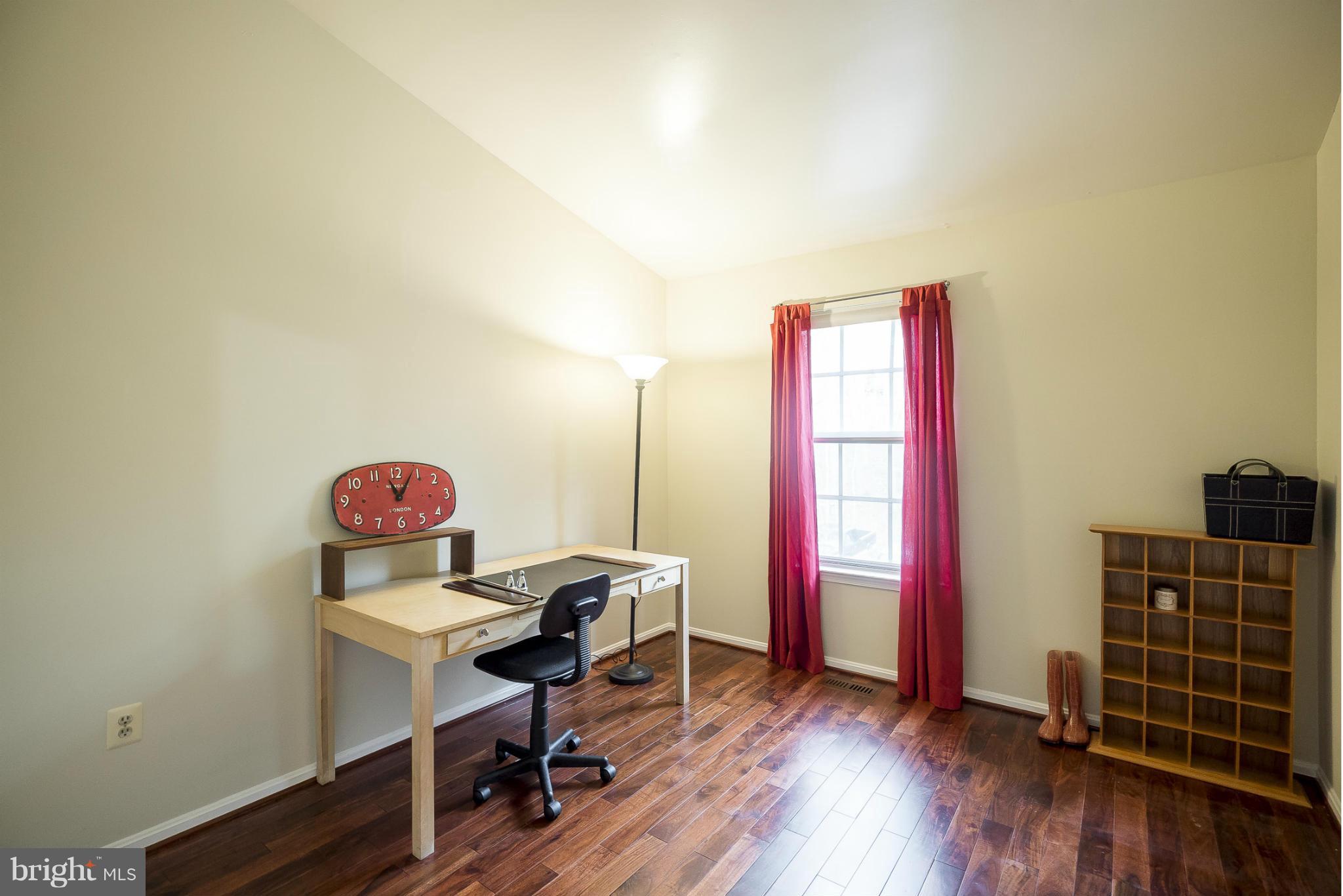 HUNTER VILLAGE - Residential