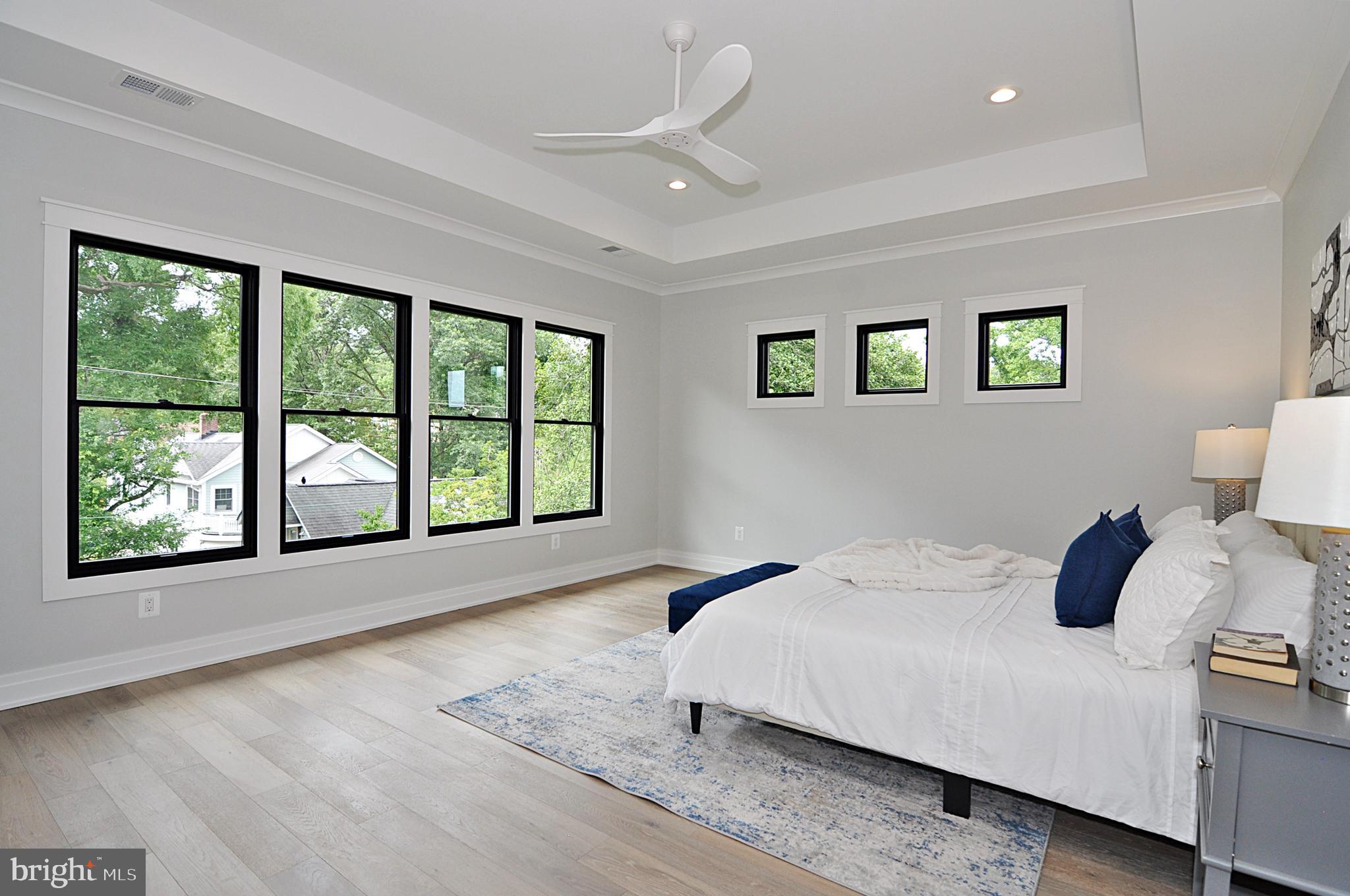 AURORA HILLS - Residential